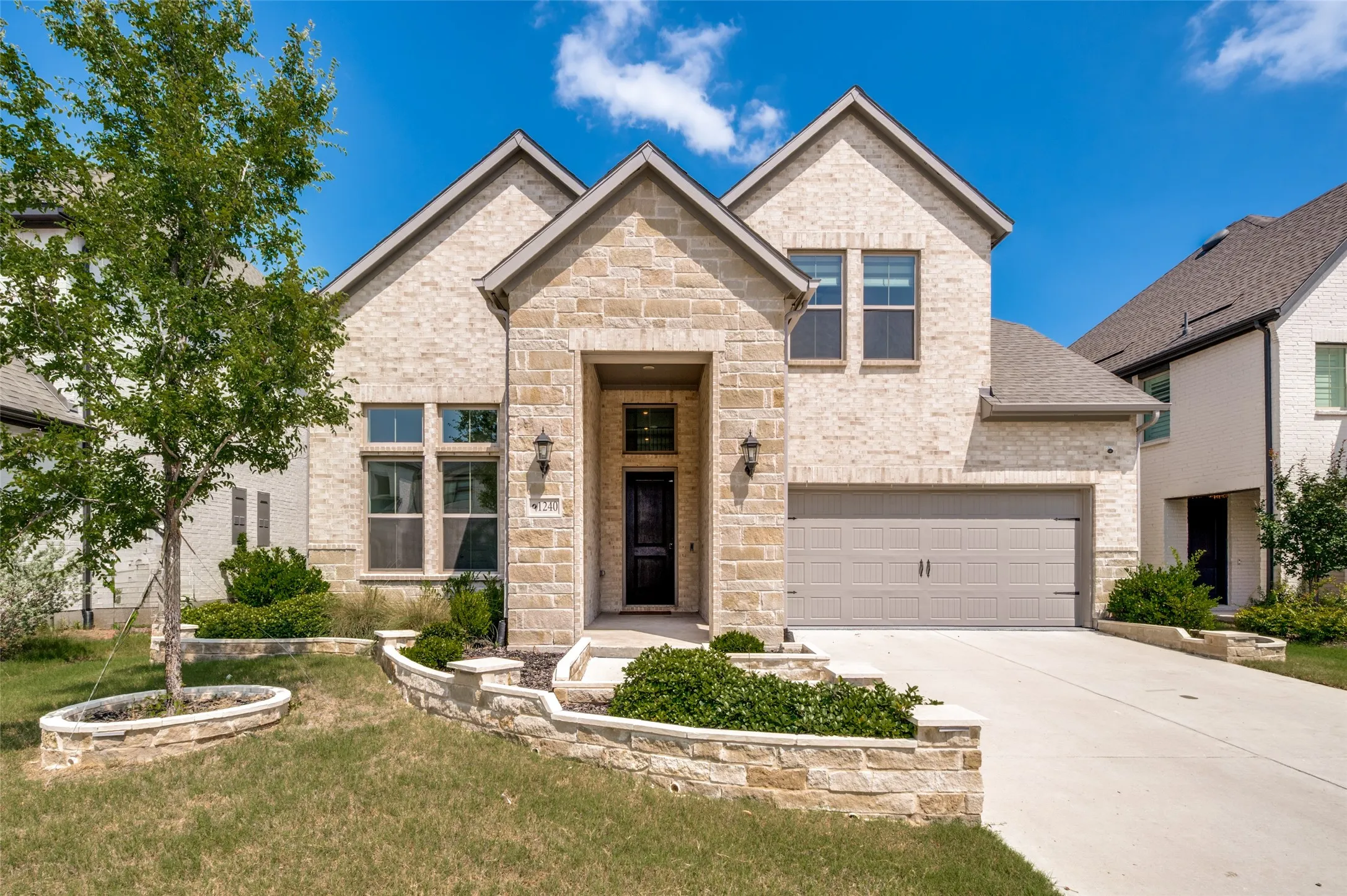 Single Family Residence For Rent in Denton County , 1240 Crescent Lane, Prosper, Texas 75078, 5 Bedroom, 6 Bathroom, 2 Garage spaces, 3,613 Sqft, built in 2022, mls#21279763, Real Estate Agent in Prosper, Homes For Rent in Denton county, Homes For Rent in Prosper, Realtor in Prosper Texas, Real Estate Brokerage Independent Realty Texas, Luminita Cordes Realtor