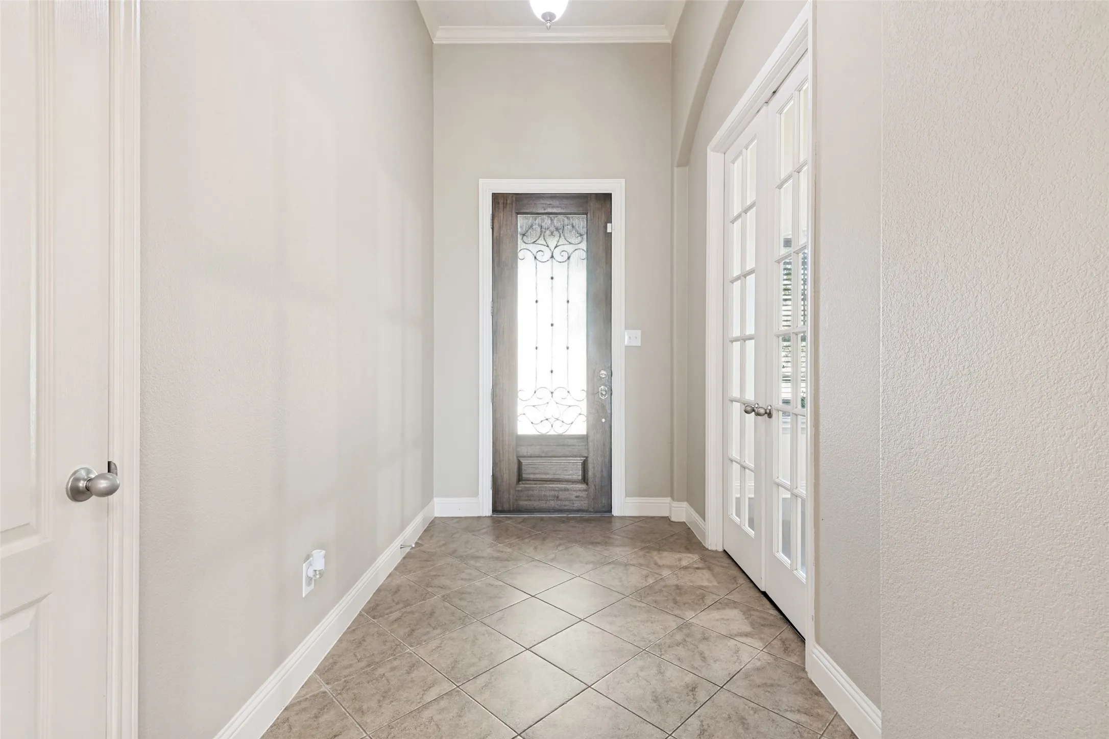 Single Family Residence For Sale in Rockwall County , 594 Louder Way, Fate, Texas 75087, 4 Bedroom, 3 Bathroom, 2 Garage spaces, 2,760 Sqft, built in 2011, mls#21274955, Real Estate Agent in Fate, Homes For Sale in Rockwall county, Homes For Sale in Fate, Realtor in Fate Texas, Real Estate Brokerage Independent Realty Texas, Luminita Cordes Realtor
