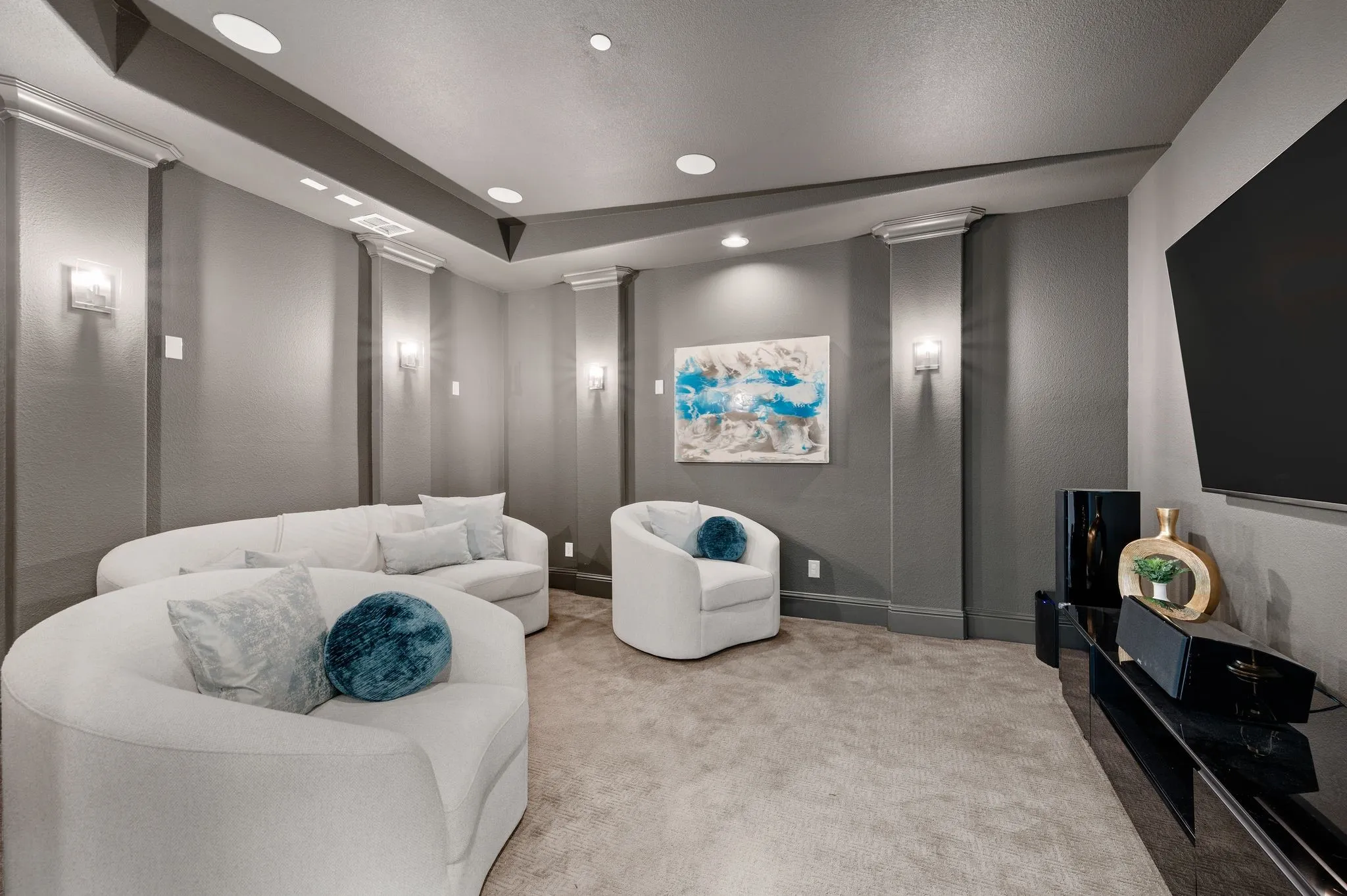 Single Family Residence For Sale in Dallas County , 4887 Cloudcroft Lane, Irving, Texas 75038, 3 Bedroom, 5 Bathroom, 2 Garage spaces, 3,618 Sqft, built in 2016, mls#21276391, Real Estate Agent in Irving, Homes For Sale in Dallas county, Homes For Sale in Irving, Realtor in Irving Texas, Real Estate Brokerage Independent Realty Texas, Luminita Cordes Realtor