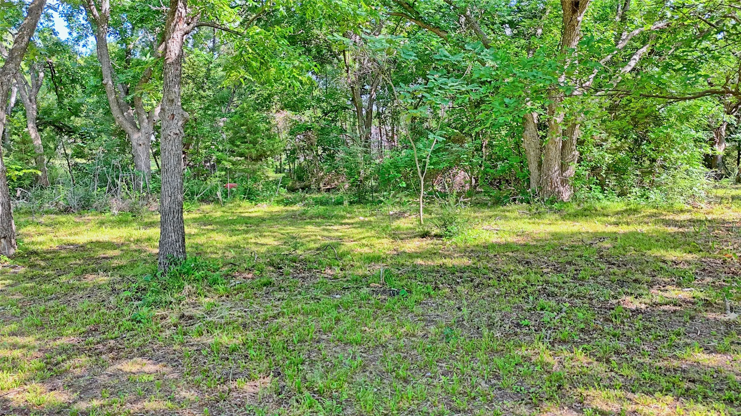 Single Family Residence For Sale in Montague County , 140 Elm Road, Nocona, Texas 76255, 3 Bedroom, 2 Bathroom, Garage spaces, 1,200 Sqft, built in 1955, mls#21280238, Real Estate Agent in Nocona, Homes For Sale in Montague county, Homes For Sale in Nocona, Realtor in Nocona Texas, Real Estate Brokerage Independent Realty Texas, Luminita Cordes Realtor
