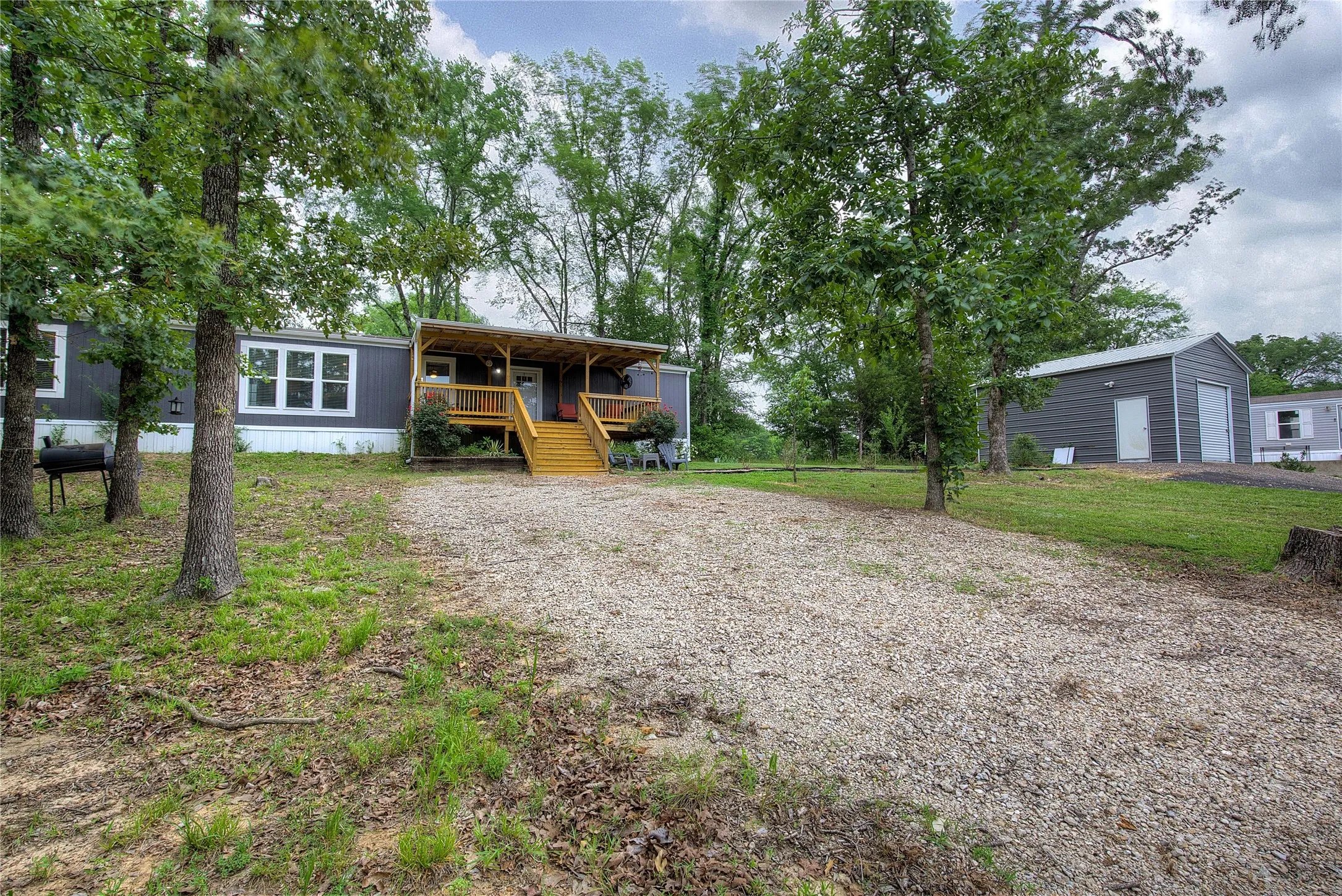 Manufactured Home For Sale in Wood County , 1080 Indian Gap, Quitman, Texas 75783, 3 Bedroom, 2 Bathroom, 1 Garage spaces, 1,191 Sqft, built in 2023, mls#21275153, Real Estate Agent in Quitman, Homes For Sale in Wood county, Homes For Sale in Quitman, Realtor in Quitman Texas, Real Estate Brokerage Independent Realty Texas, Luminita Cordes Realtor