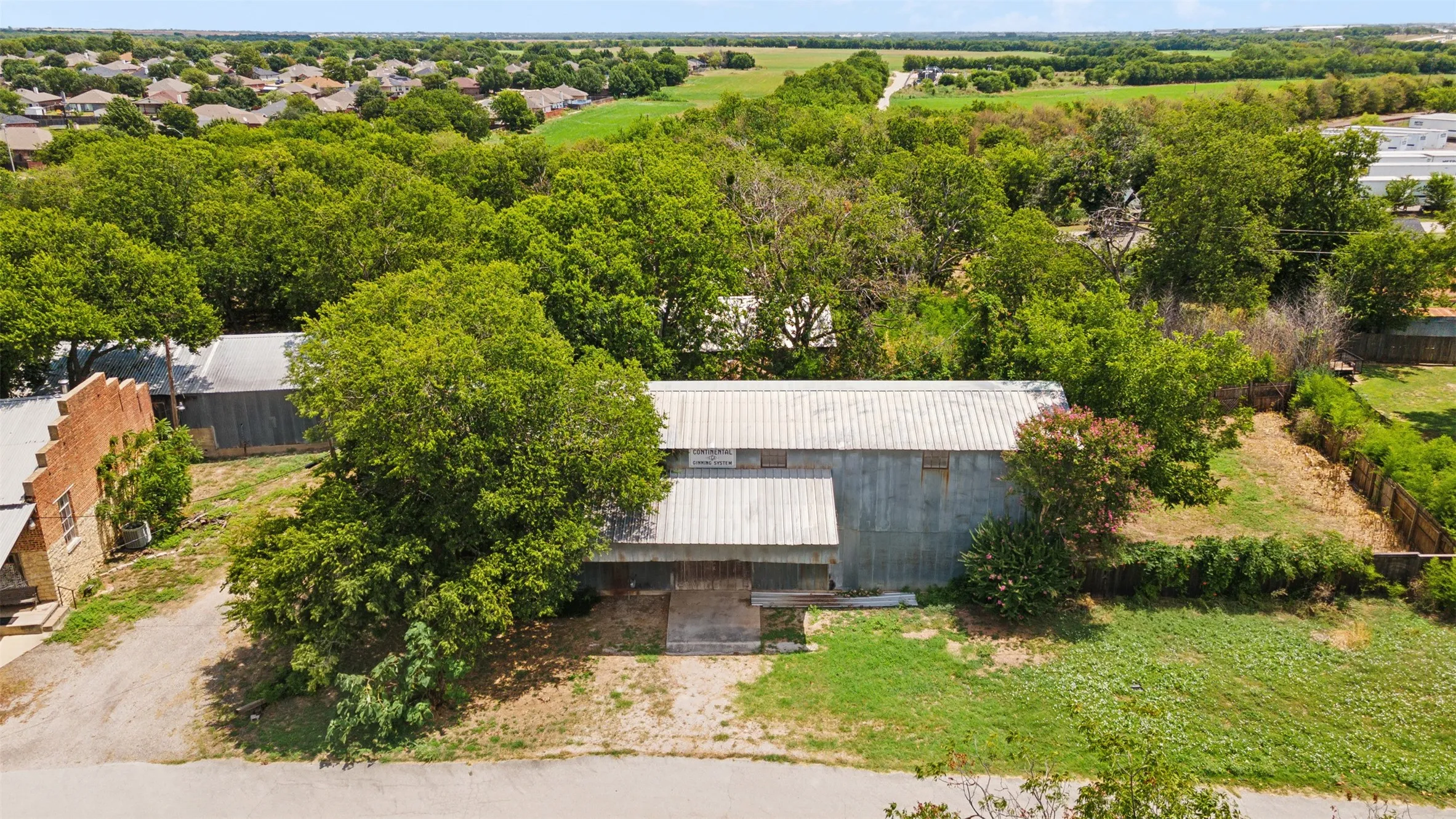 Business For Sale in Wise County , 331 Old Mill Road, Rhome, Texas 76078, 0, 0, Garage spaces, 4,015 Sqft, built in 0, Price $545,000, mls#21276673, Real Estate Agent in Rhome, Homes For Sale in Wise county, Homes For Sale in Rhome, Realtor in Rhome Texas, Real Estate Brokerage Independent Realty Texas, Luminita Cordes Realtor
