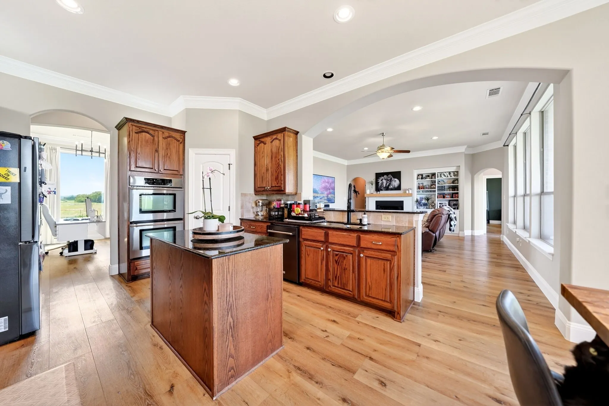 Single Family Residence For Sale in Rockwall County , 1700 N Munson Road, Royse City, Texas 75189, 5 Bedroom, 4 Bathroom, 2 Garage spaces, 3,531 Sqft, built in 2006, Price $1,399,000, mls#21279947, Real Estate Agent in Royse City, Homes For Sale in Rockwall county, Homes For Sale in Royse City, Realtor in Royse City Texas, Real Estate Brokerage Independent Realty Texas, Luminita Cordes Realtor