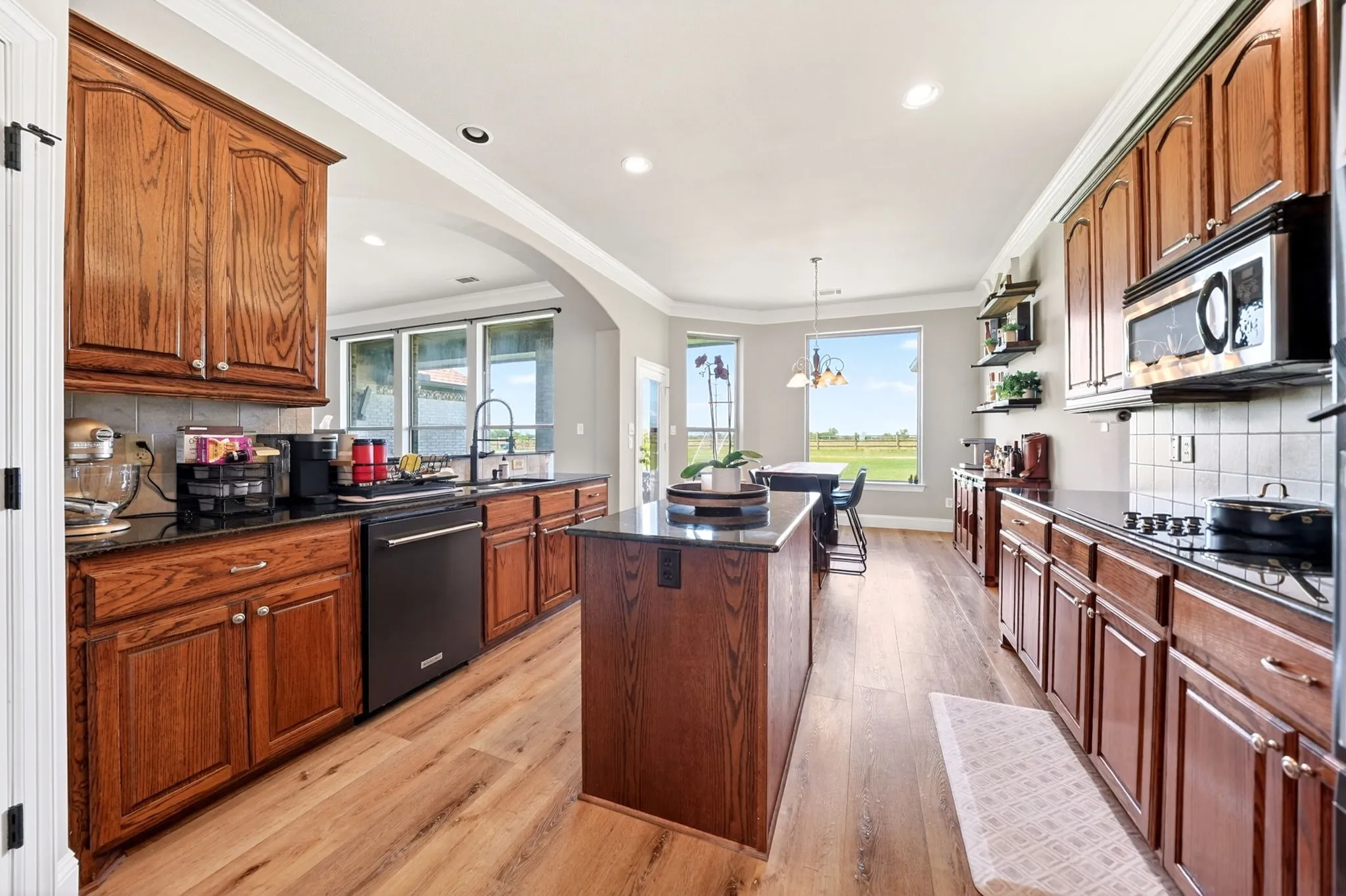 Single Family Residence For Sale in Rockwall County , 1700 N Munson Road, Royse City, Texas 75189, 5 Bedroom, 4 Bathroom, 2 Garage spaces, 3,531 Sqft, built in 2006, Price $1,399,000, mls#21279947, Real Estate Agent in Royse City, Homes For Sale in Rockwall county, Homes For Sale in Royse City, Realtor in Royse City Texas, Real Estate Brokerage Independent Realty Texas, Luminita Cordes Realtor