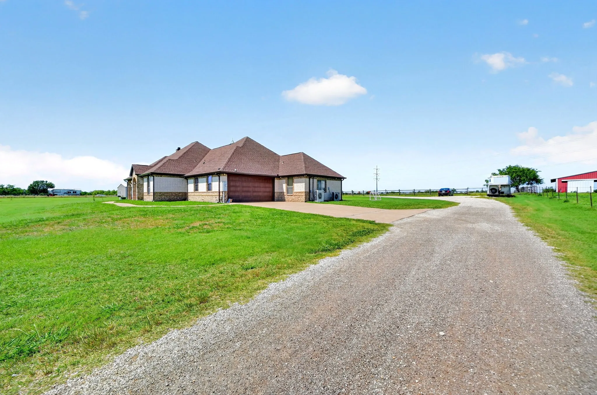 Single Family Residence For Sale in Rockwall County , 1700 N Munson Road, Royse City, Texas 75189, 5 Bedroom, 4 Bathroom, 2 Garage spaces, 3,531 Sqft, built in 2006, Price $1,399,000, mls#21279947, Real Estate Agent in Royse City, Homes For Sale in Rockwall county, Homes For Sale in Royse City, Realtor in Royse City Texas, Real Estate Brokerage Independent Realty Texas, Luminita Cordes Realtor
