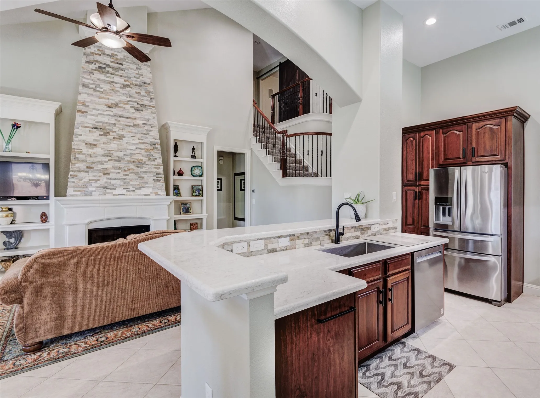 Single Family Residence For Rent in Collin County , 2045 Mason Drive, Frisco, Texas 75034, 3 Bedrooms, 3 Bathrooms, 2 Garage spaces, 3,091 Sqft, built in 2003, Price $5,000, mls#21280308, Real Estate Agent in Frisco, Homes For Rent in Collin county, Homes For Rent in Frisco, Realtor in Frisco Texas, Real Estate Brokerage Independent Realty Texas, Luminita Cordes Realtor