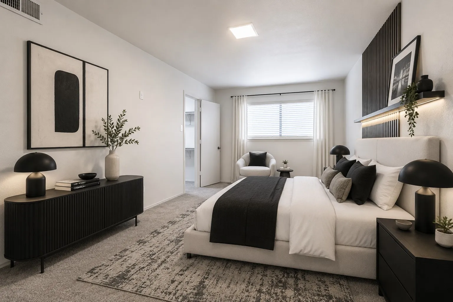 Condominium For Sale in Dallas County , 7031 Holly Hill Drive 10, Dallas, Texas 75231, 2 Bedroom, 2 Bathroom, 2 Garage spaces, 1,225 Sqft, built in 1979, mls#21280311, Real Estate Agent in Dallas, Homes For Sale in Dallas county, Homes For Sale in Dallas, Realtor in Dallas Texas, Real Estate Brokerage Independent Realty Texas, Luminita Cordes Realtor