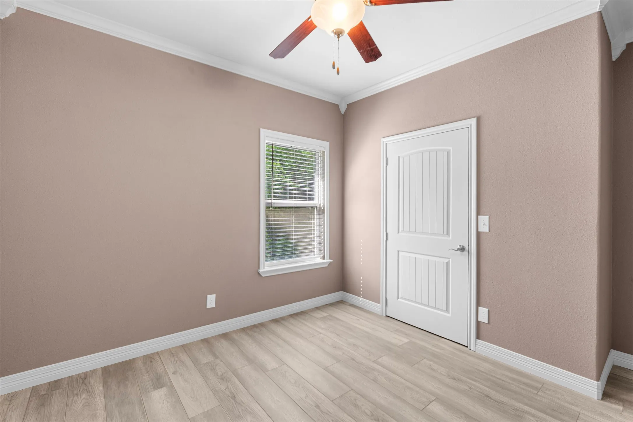 Single Family Residence For Sale in Navarro County , 851 SE County Road 3048d, Corsicana, Texas 75109, 4 Bedroom, 2 Bathroom, 2 Garage spaces, 1,576 Sqft, built in 2025, mls#21268978, Real Estate Agent in Corsicana, Homes For Sale in Navarro county, Homes For Sale in Corsicana, Realtor in Corsicana Texas, Real Estate Brokerage Independent Realty Texas, Luminita Cordes Realtor
