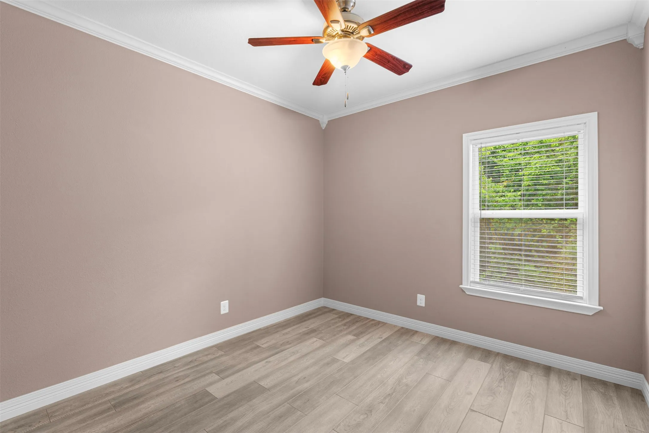 Single Family Residence For Sale in Navarro County , 851 SE County Road 3048d, Corsicana, Texas 75109, 4 Bedroom, 2 Bathroom, 2 Garage spaces, 1,576 Sqft, built in 2025, mls#21268978, Real Estate Agent in Corsicana, Homes For Sale in Navarro county, Homes For Sale in Corsicana, Realtor in Corsicana Texas, Real Estate Brokerage Independent Realty Texas, Luminita Cordes Realtor
