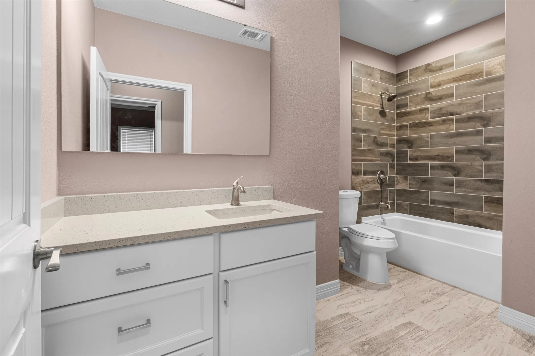 Single Family Residence For Sale in Navarro County , 851 SE County Road 3048d, Corsicana, Texas 75109, 4 Bedroom, 2 Bathroom, 2 Garage spaces, 1,576 Sqft, built in 2025, mls#21268978, Real Estate Agent in Corsicana, Homes For Sale in Navarro county, Homes For Sale in Corsicana, Realtor in Corsicana Texas, Real Estate Brokerage Independent Realty Texas, Luminita Cordes Realtor