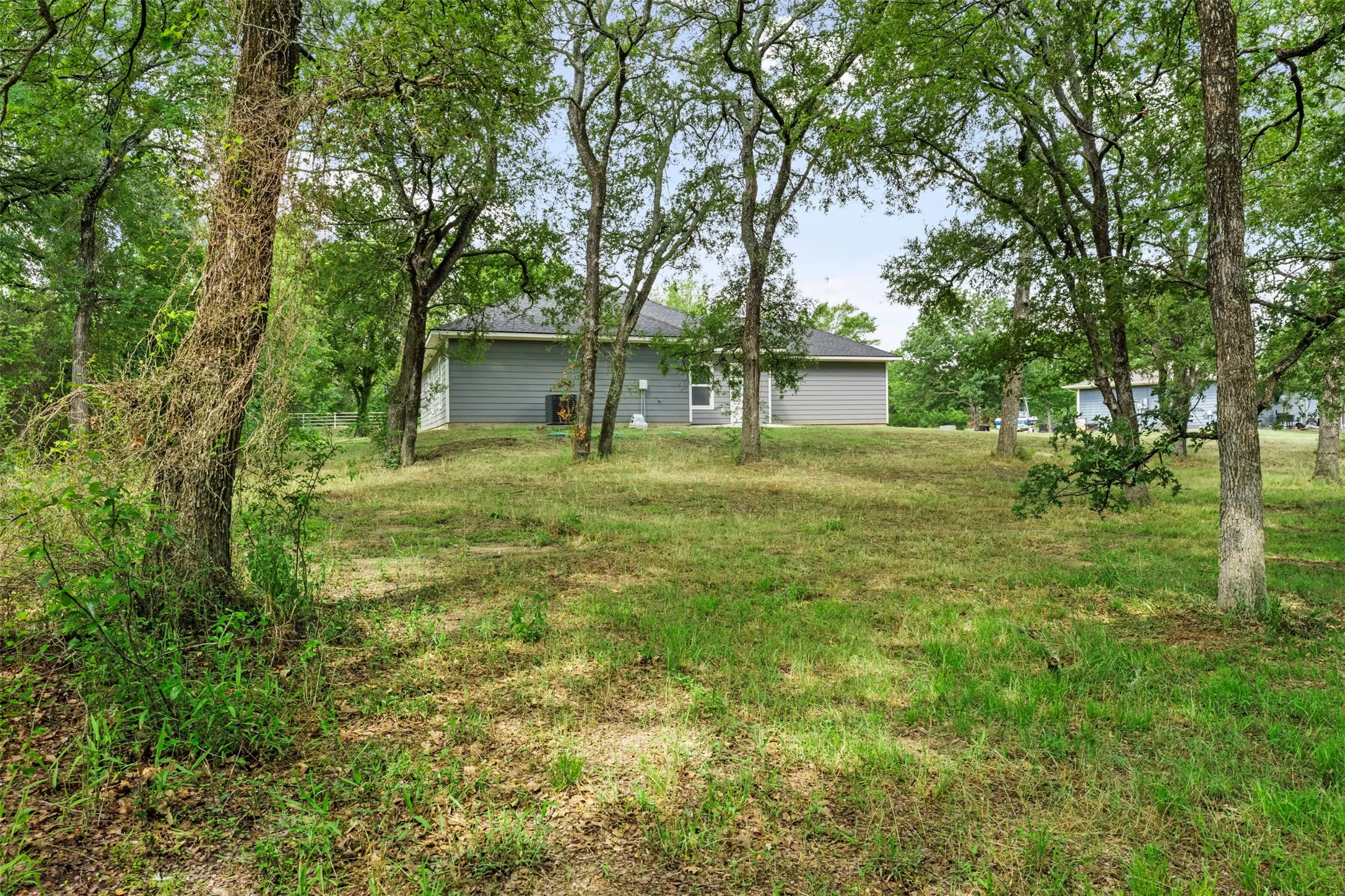 Single Family Residence For Sale in Navarro County , 851 SE County Road 3048d, Corsicana, Texas 75109, 4 Bedroom, 2 Bathroom, 2 Garage spaces, 1,576 Sqft, built in 2025, mls#21268978, Real Estate Agent in Corsicana, Homes For Sale in Navarro county, Homes For Sale in Corsicana, Realtor in Corsicana Texas, Real Estate Brokerage Independent Realty Texas, Luminita Cordes Realtor