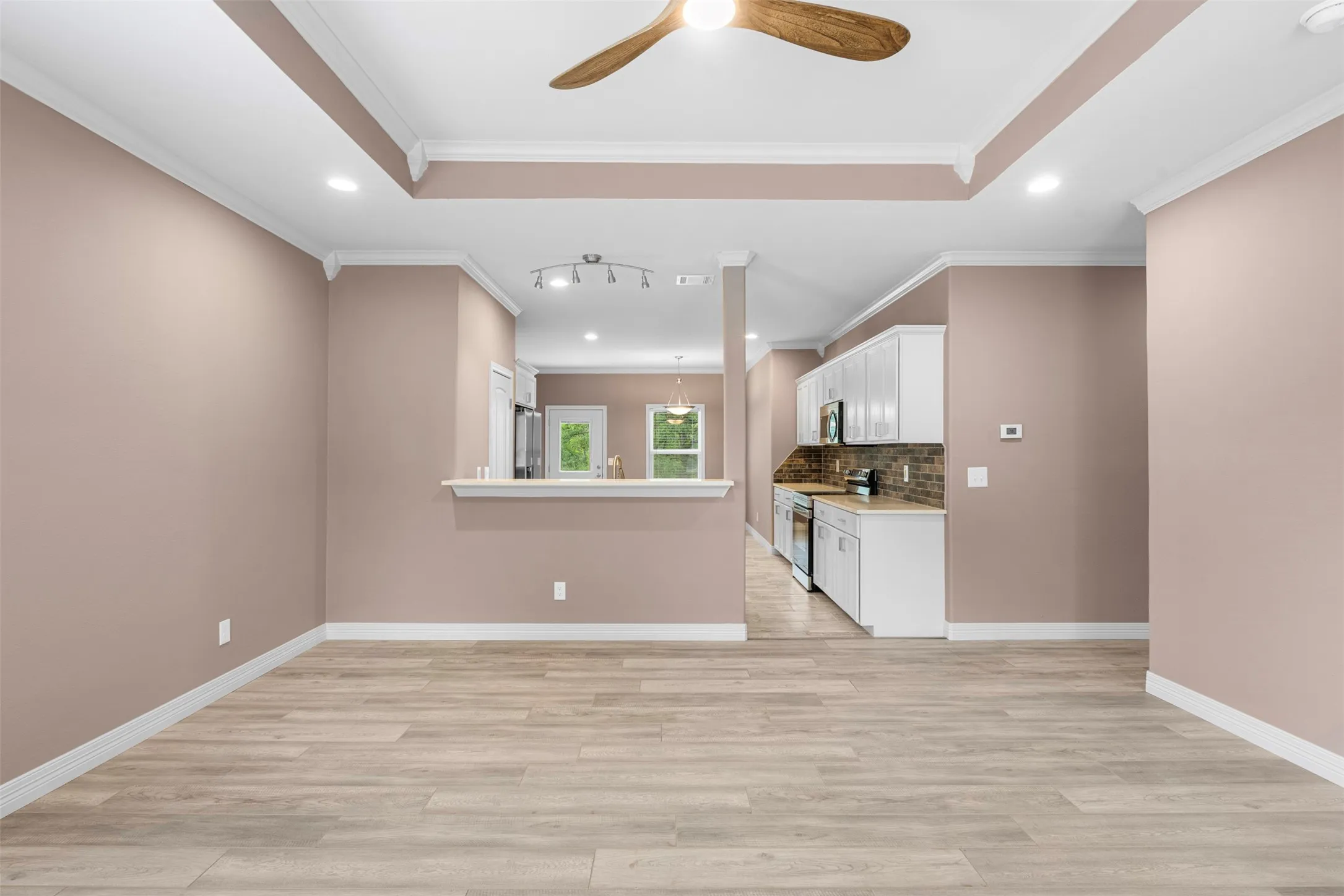 Single Family Residence For Sale in Navarro County , 851 SE County Road 3048d, Corsicana, Texas 75109, 4 Bedroom, 2 Bathroom, 2 Garage spaces, 1,576 Sqft, built in 2025, mls#21268978, Real Estate Agent in Corsicana, Homes For Sale in Navarro county, Homes For Sale in Corsicana, Realtor in Corsicana Texas, Real Estate Brokerage Independent Realty Texas, Luminita Cordes Realtor
