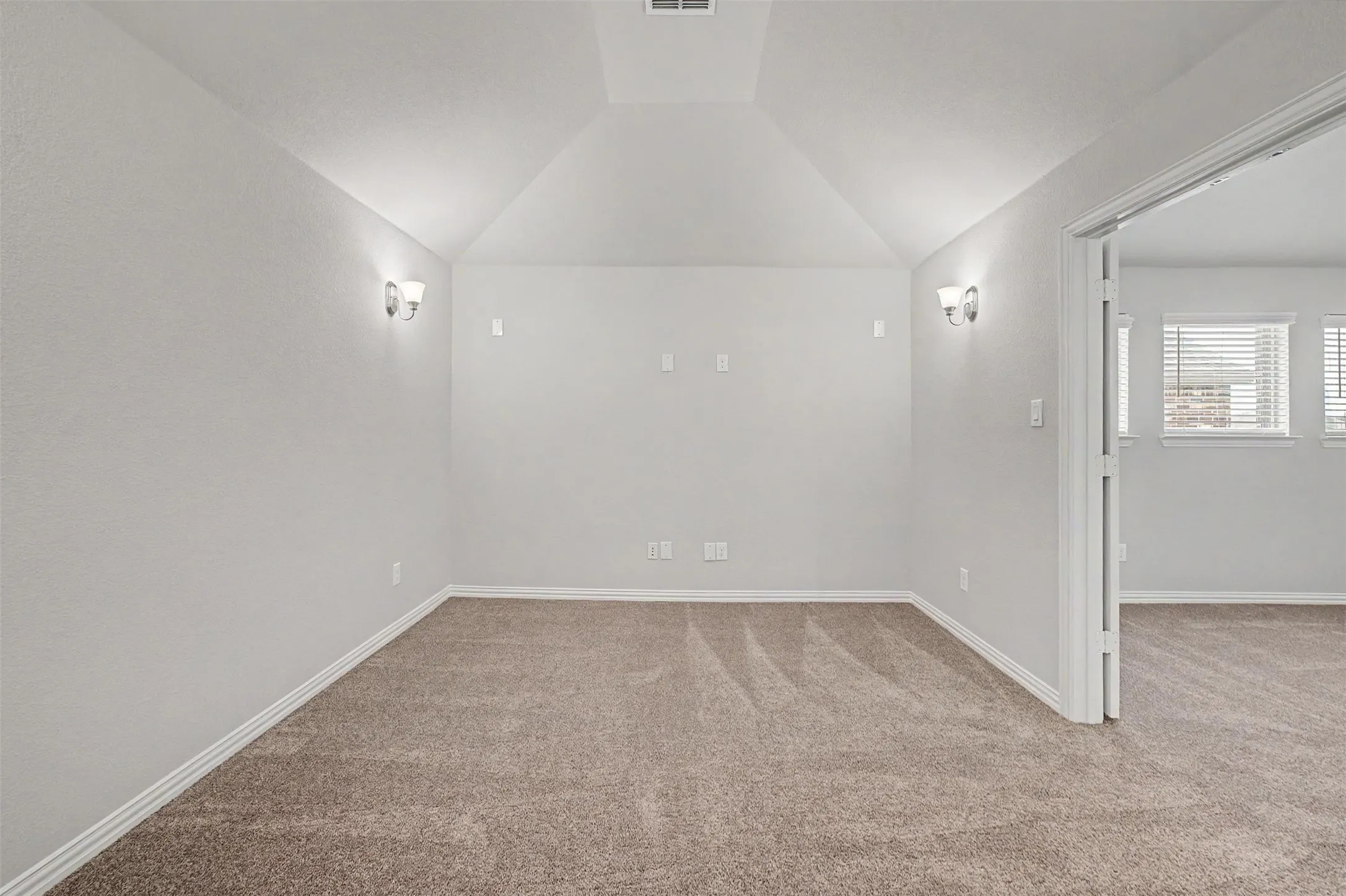 Single Family Residence For Sale in Rockwall County , 420 Attlee Drive, Fate, Texas 75189, 4 Bedroom, 4 Bathroom, 2 Garage spaces, 2,826 Sqft, built in 2019, mls#21279790, Real Estate Agent in Fate, Homes For Sale in Rockwall county, Homes For Sale in Fate, Realtor in Fate Texas, Real Estate Brokerage Independent Realty Texas, Luminita Cordes Realtor