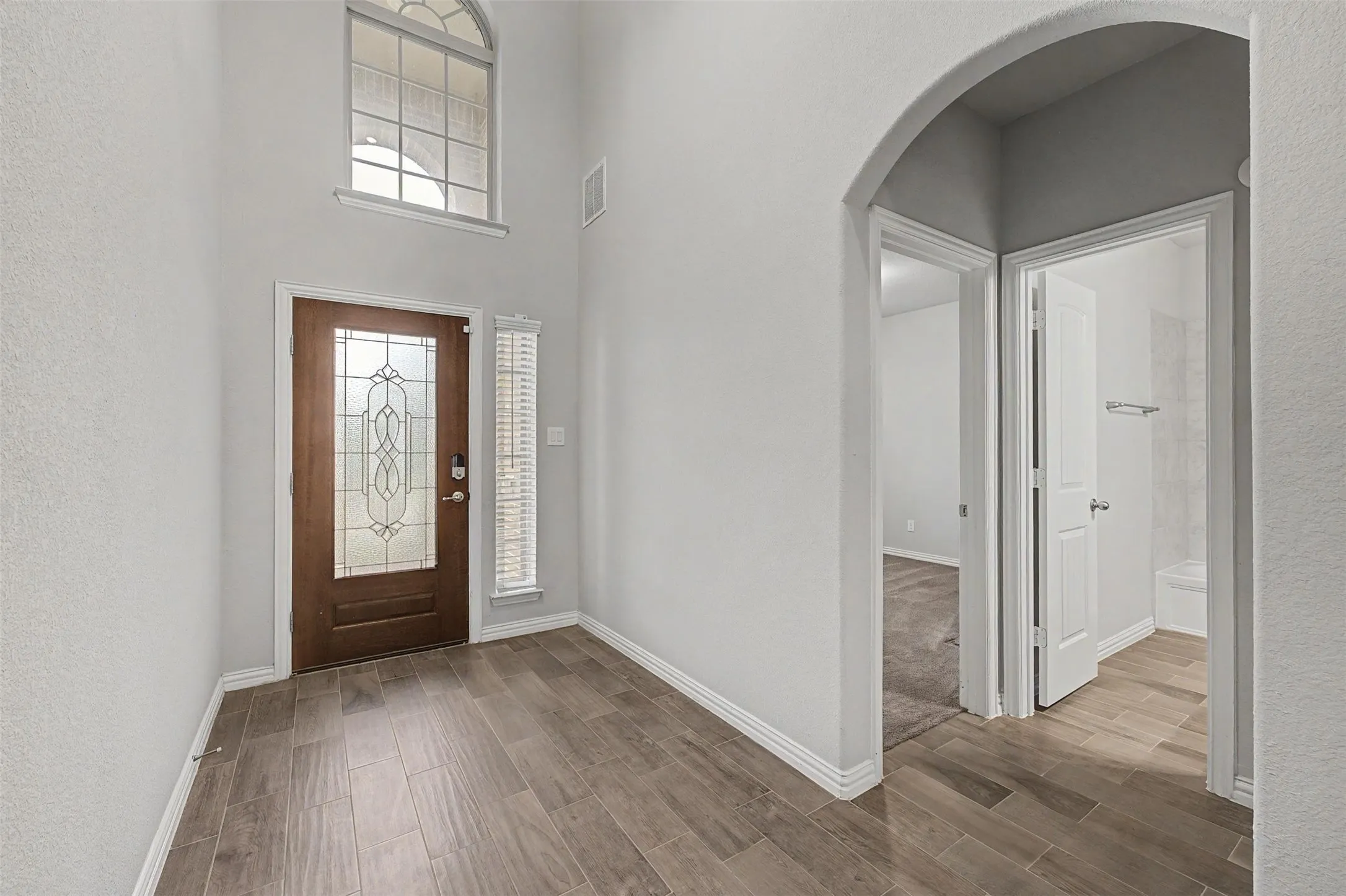 Single Family Residence For Sale in Rockwall County , 420 Attlee Drive, Fate, Texas 75189, 4 Bedroom, 4 Bathroom, 2 Garage spaces, 2,826 Sqft, built in 2019, mls#21279790, Real Estate Agent in Fate, Homes For Sale in Rockwall county, Homes For Sale in Fate, Realtor in Fate Texas, Real Estate Brokerage Independent Realty Texas, Luminita Cordes Realtor