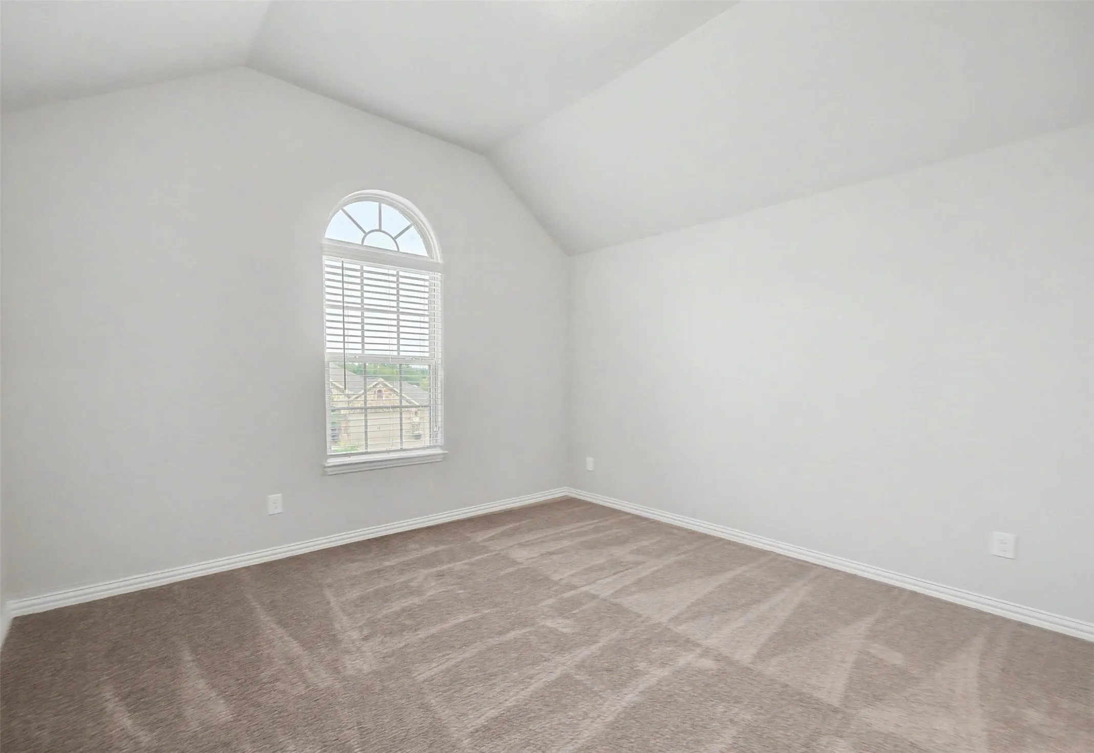 Single Family Residence For Sale in Rockwall County , 420 Attlee Drive, Fate, Texas 75189, 4 Bedroom, 4 Bathroom, 2 Garage spaces, 2,826 Sqft, built in 2019, mls#21279790, Real Estate Agent in Fate, Homes For Sale in Rockwall county, Homes For Sale in Fate, Realtor in Fate Texas, Real Estate Brokerage Independent Realty Texas, Luminita Cordes Realtor