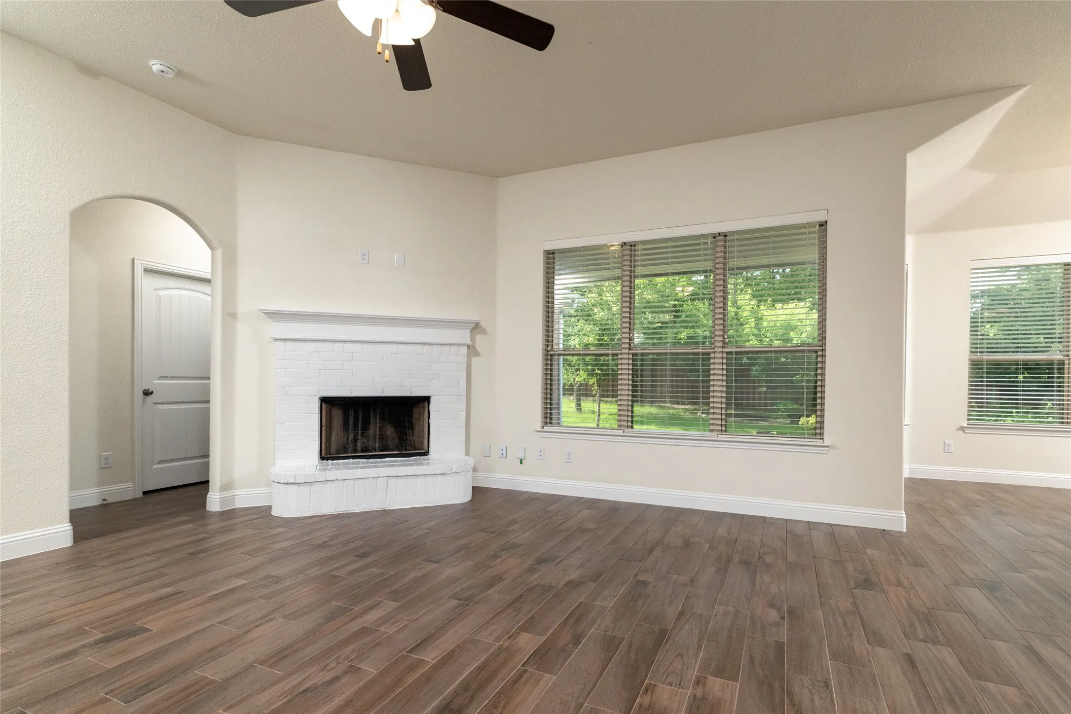 Single Family Residence For Sale in Tarrant County , 3716 Jazmine Drive, Forest Hill, Texas 76140, 3 Bedrooms, 2 Bathrooms, 2 Garage spaces, 1,847 Sqft, built in 2018, Price $299,950, mls#21279920, Real Estate Agent in Forest Hill, Homes For Sale in Tarrant county, Homes For Sale in Forest Hill, Realtor in Forest Hill Texas, Real Estate Brokerage Independent Realty Texas, Luminita Cordes Realtor