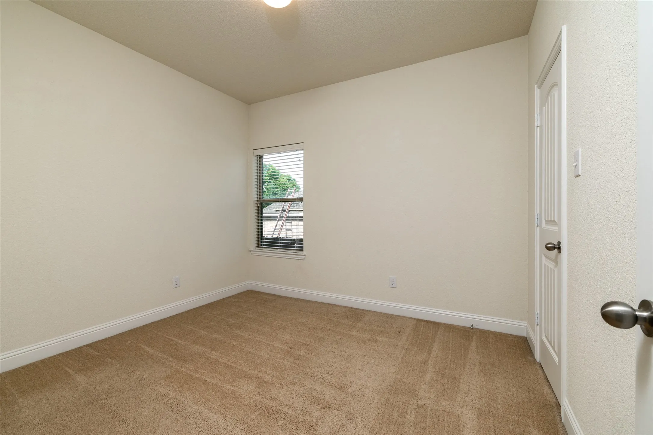 Single Family Residence For Sale in Tarrant County , 3716 Jazmine Drive, Forest Hill, Texas 76140, 3 Bedrooms, 2 Bathrooms, 2 Garage spaces, 1,847 Sqft, built in 2018, Price $299,950, mls#21279920, Real Estate Agent in Forest Hill, Homes For Sale in Tarrant county, Homes For Sale in Forest Hill, Realtor in Forest Hill Texas, Real Estate Brokerage Independent Realty Texas, Luminita Cordes Realtor