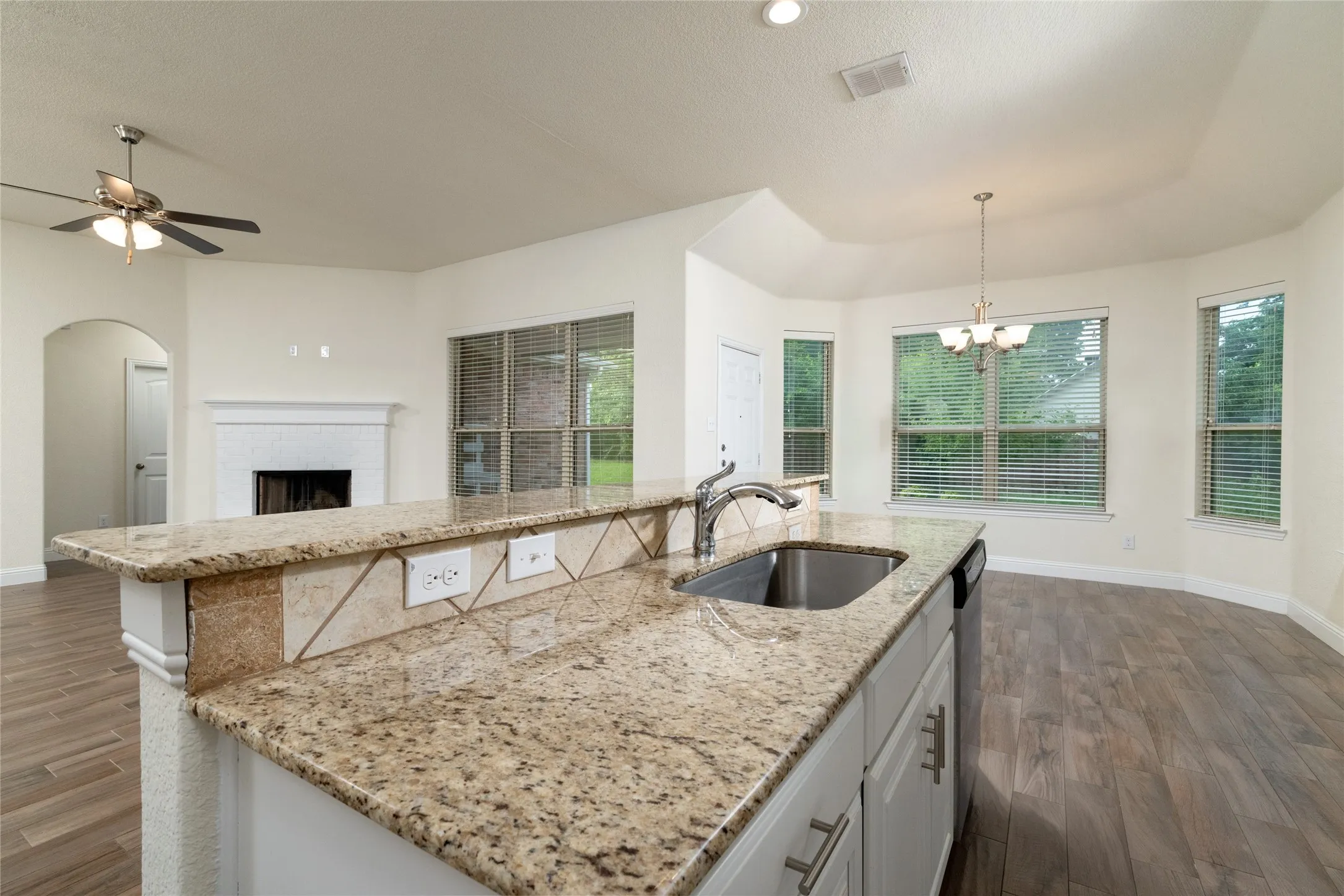 Single Family Residence For Sale in Tarrant County , 3716 Jazmine Drive, Forest Hill, Texas 76140, 3 Bedrooms, 2 Bathrooms, 2 Garage spaces, 1,847 Sqft, built in 2018, Price $299,950, mls#21279920, Real Estate Agent in Forest Hill, Homes For Sale in Tarrant county, Homes For Sale in Forest Hill, Realtor in Forest Hill Texas, Real Estate Brokerage Independent Realty Texas, Luminita Cordes Realtor