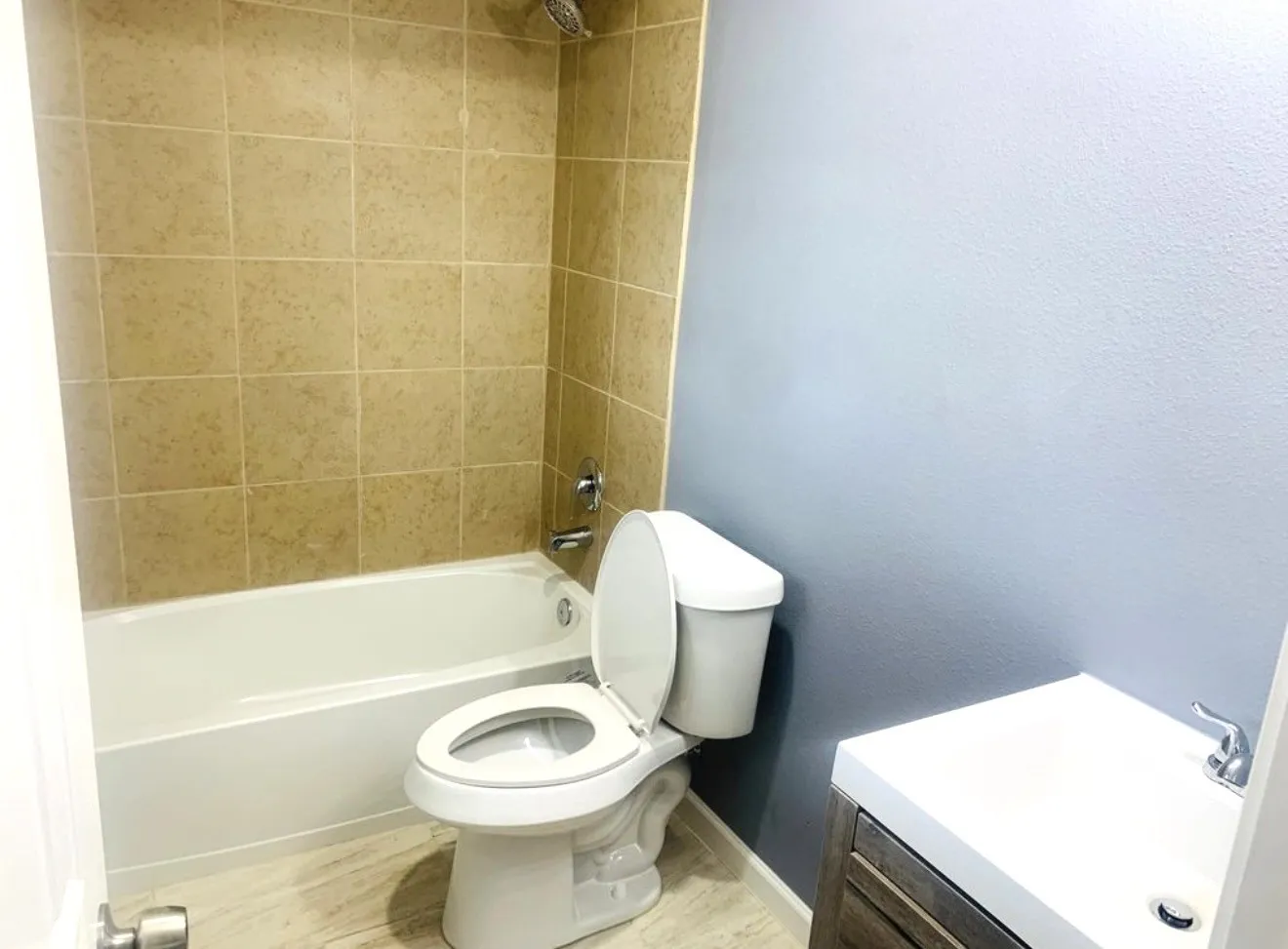Single Family Residence For Rent in Hunt County , 1708 County Road 3123, Greenville, Texas 75402, 3 Bedroom, 2 Bathroom, Garage spaces, 1,392 Sqft, built in 1965, mls#21280375, Real Estate Agent in Greenville, Homes For Rent in Hunt county, Homes For Rent in Greenville, Realtor in Greenville Texas, Real Estate Brokerage Independent Realty Texas, Luminita Cordes Realtor
