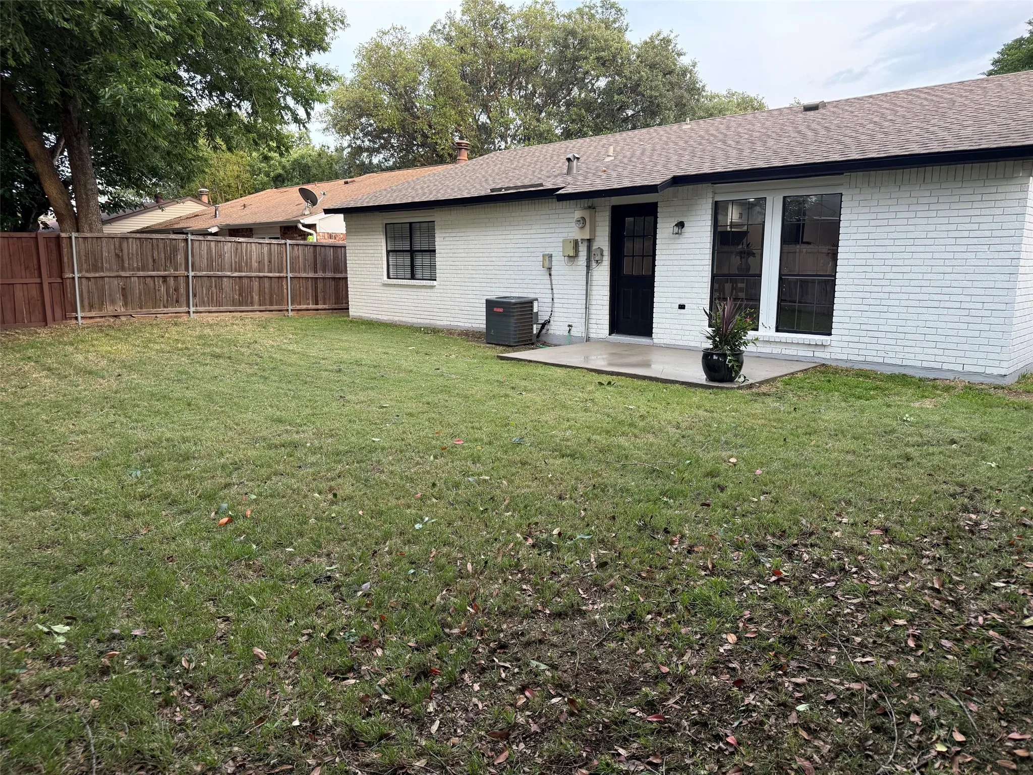 Single Family Residence For Sale in Collin County , 531 Hightrail Drive, Allen, Texas 75002, 3 Bedroom, 2 Bathroom, 1 Garage spaces, 1,259 Sqft, built in 1976, mls#21280376, Real Estate Agent in Allen, Homes For Sale in Collin county, Homes For Sale in Allen, Realtor in Allen Texas, Real Estate Brokerage Independent Realty Texas, Luminita Cordes Realtor
