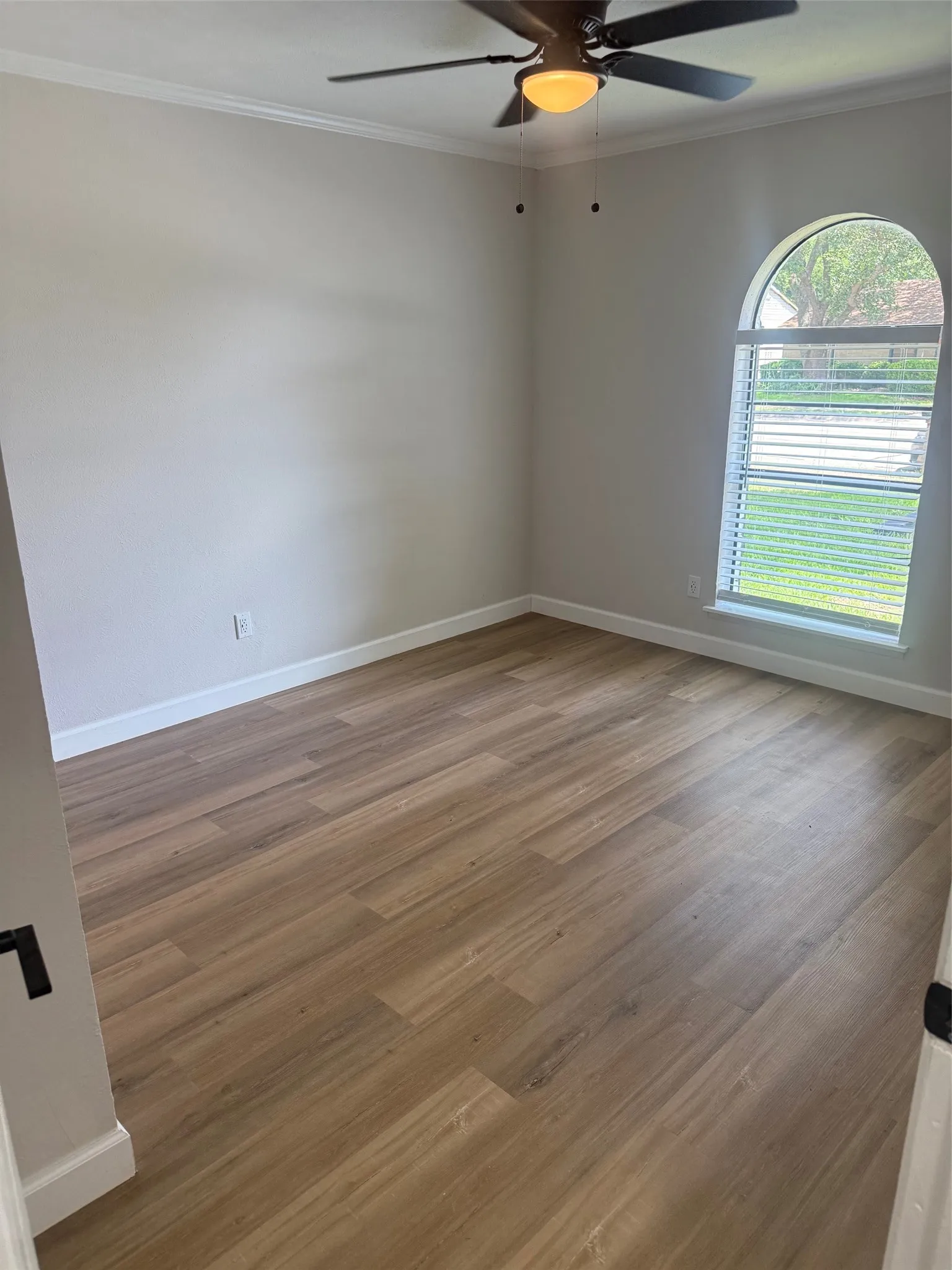 Single Family Residence For Sale in Collin County , 531 Hightrail Drive, Allen, Texas 75002, 3 Bedroom, 2 Bathroom, 1 Garage spaces, 1,259 Sqft, built in 1976, mls#21280376, Real Estate Agent in Allen, Homes For Sale in Collin county, Homes For Sale in Allen, Realtor in Allen Texas, Real Estate Brokerage Independent Realty Texas, Luminita Cordes Realtor