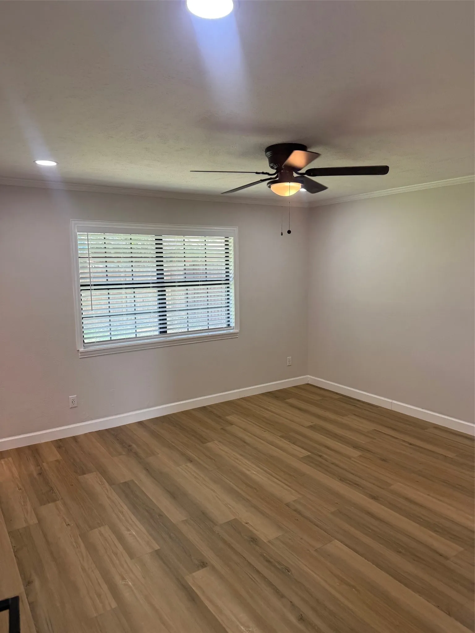 Single Family Residence For Sale in Collin County , 531 Hightrail Drive, Allen, Texas 75002, 3 Bedroom, 2 Bathroom, 1 Garage spaces, 1,259 Sqft, built in 1976, mls#21280376, Real Estate Agent in Allen, Homes For Sale in Collin county, Homes For Sale in Allen, Realtor in Allen Texas, Real Estate Brokerage Independent Realty Texas, Luminita Cordes Realtor