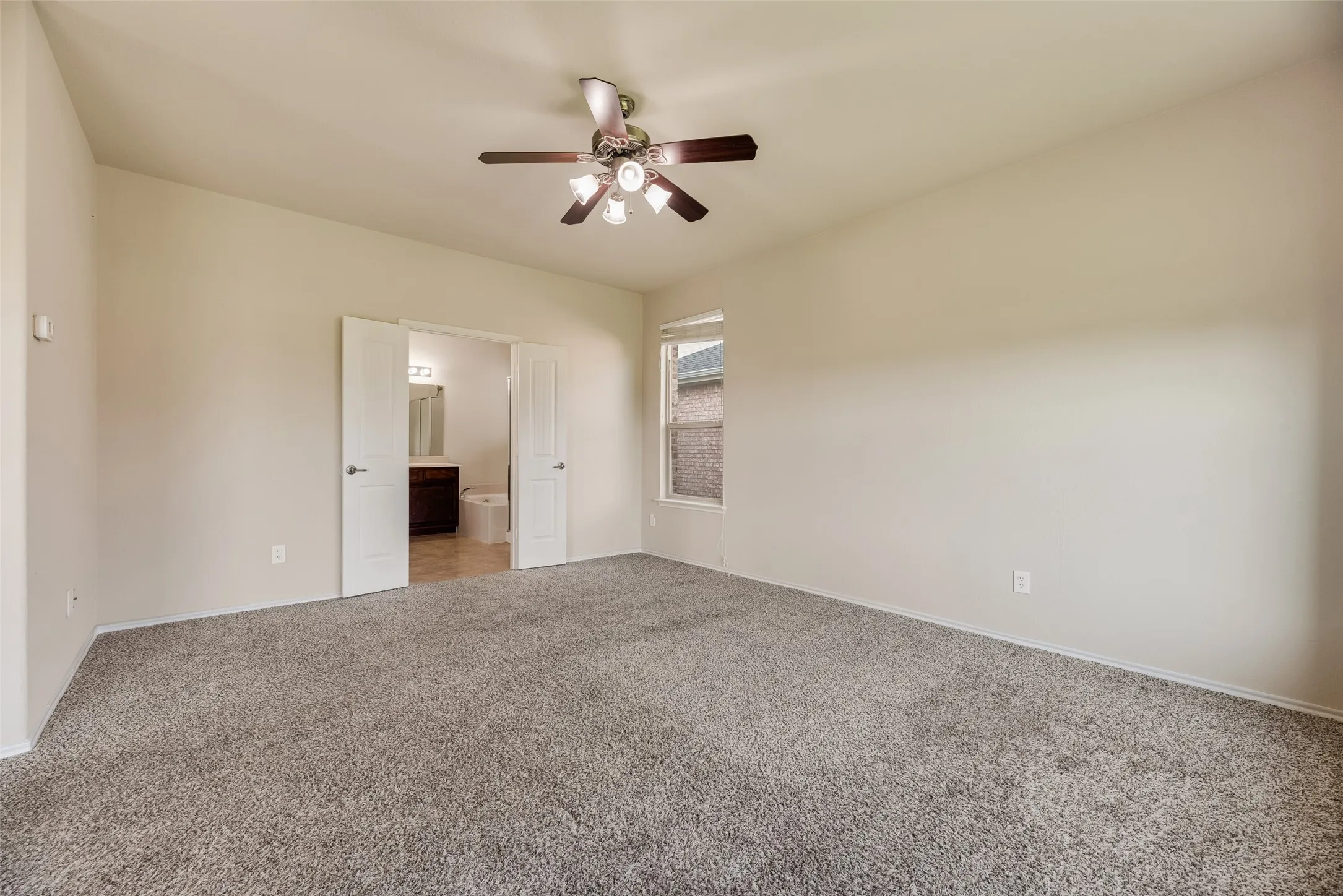 Single Family Residence For Sale in Collin County , 9600 Mystic Dunes, Mc Kinney, Texas 75072, 5 Bedroom, 4 Bathroom, 2 Garage spaces, 3,081 Sqft, built in 2009, mls#21280381, Real Estate Agent in Mc Kinney, Homes For Sale in Collin county, Homes For Sale in Mc Kinney, Realtor in Mc Kinney Texas, Real Estate Brokerage Independent Realty Texas, Luminita Cordes Realtor