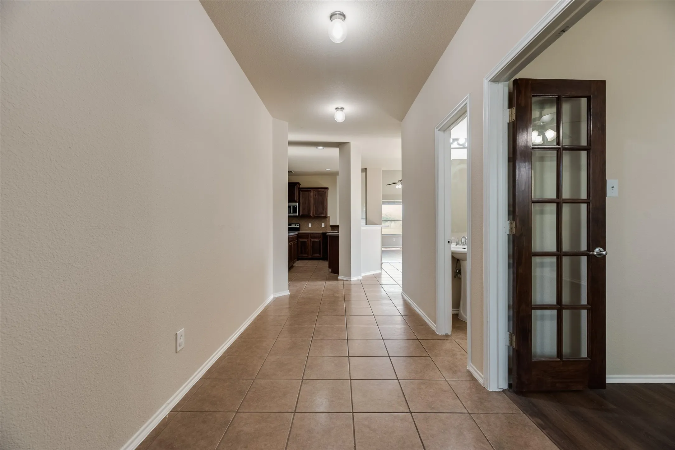Single Family Residence For Sale in Collin County , 9600 Mystic Dunes, Mc Kinney, Texas 75072, 5 Bedroom, 4 Bathroom, 2 Garage spaces, 3,081 Sqft, built in 2009, mls#21280381, Real Estate Agent in Mc Kinney, Homes For Sale in Collin county, Homes For Sale in Mc Kinney, Realtor in Mc Kinney Texas, Real Estate Brokerage Independent Realty Texas, Luminita Cordes Realtor