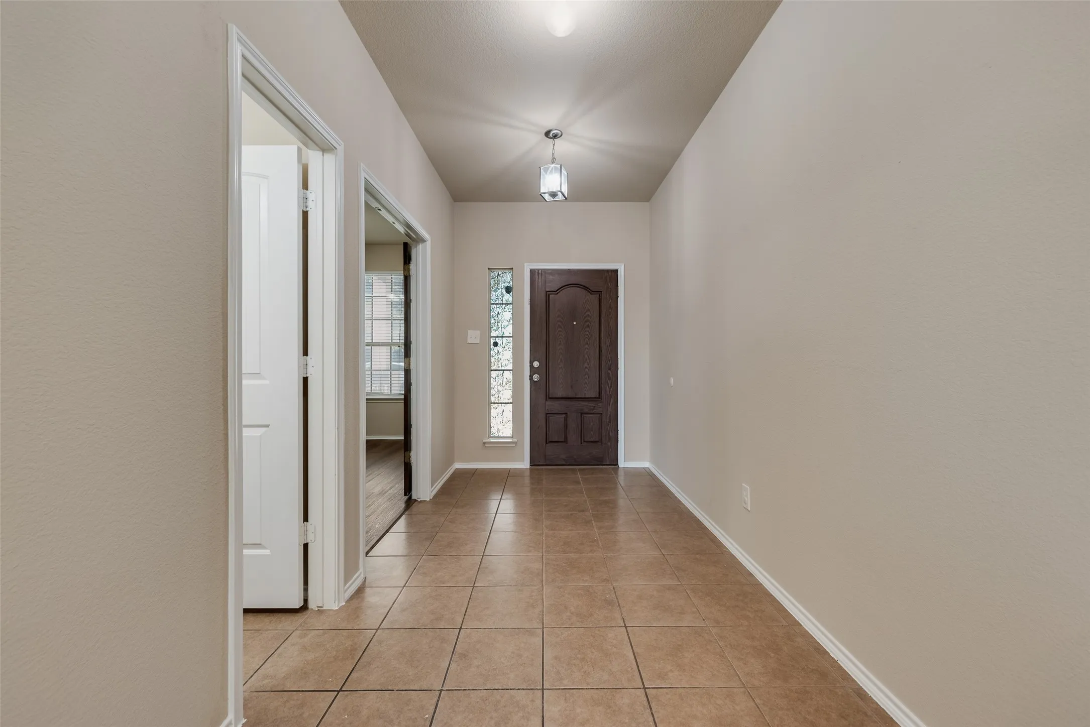 Single Family Residence For Sale in Collin County , 9600 Mystic Dunes, Mc Kinney, Texas 75072, 5 Bedroom, 4 Bathroom, 2 Garage spaces, 3,081 Sqft, built in 2009, mls#21280381, Real Estate Agent in Mc Kinney, Homes For Sale in Collin county, Homes For Sale in Mc Kinney, Realtor in Mc Kinney Texas, Real Estate Brokerage Independent Realty Texas, Luminita Cordes Realtor