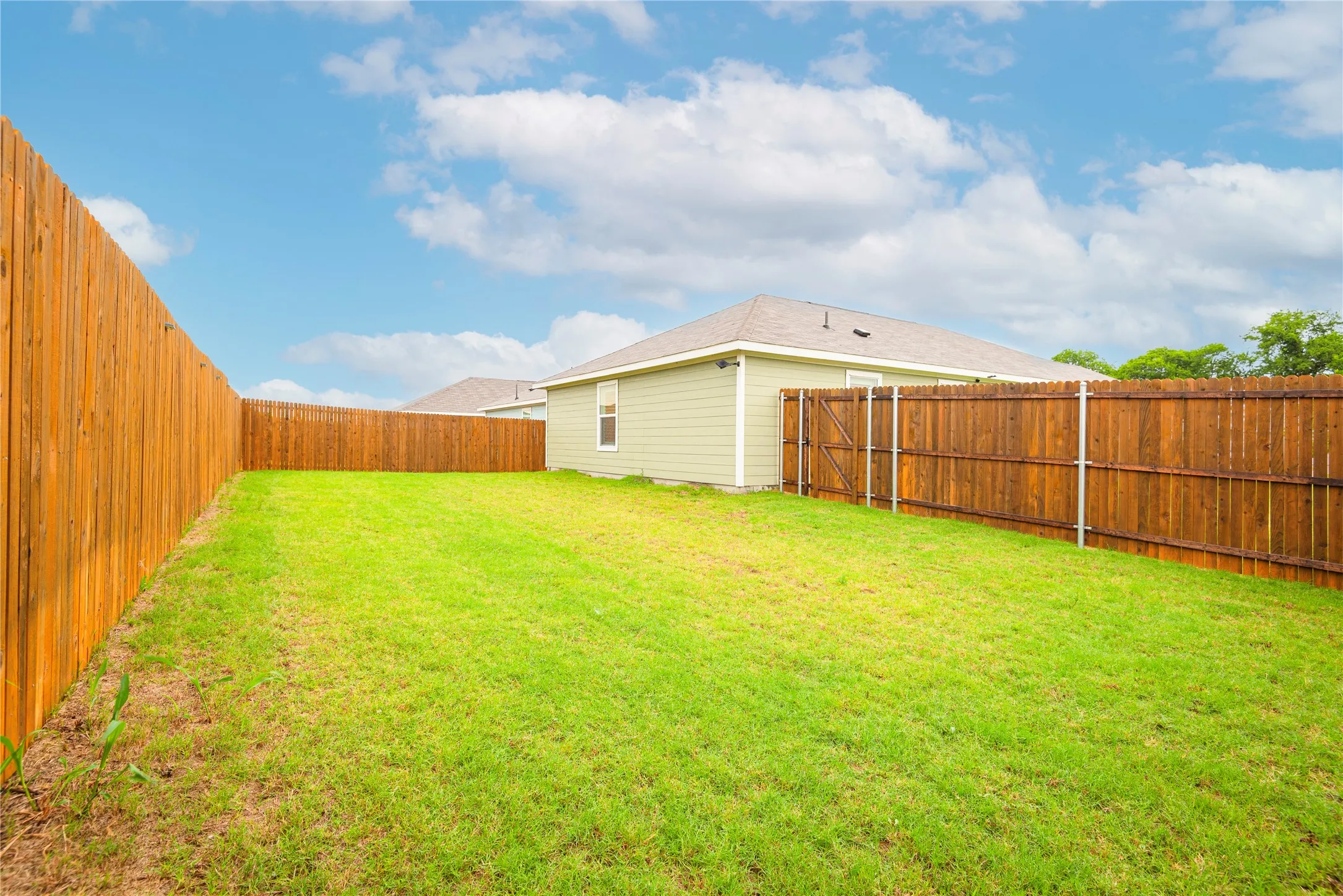 Single Family Residence For Sale in Collin County , 115 Harvest Street, Princeton, Texas 75407, 3 Bedroom, 2 Bathroom, 2 Garage spaces, 1,436 Sqft, built in 2024, mls#21279209, Real Estate Agent in Princeton, Homes For Sale in Collin county, Homes For Sale in Princeton, Realtor in Princeton Texas, Real Estate Brokerage Independent Realty Texas, Luminita Cordes Realtor