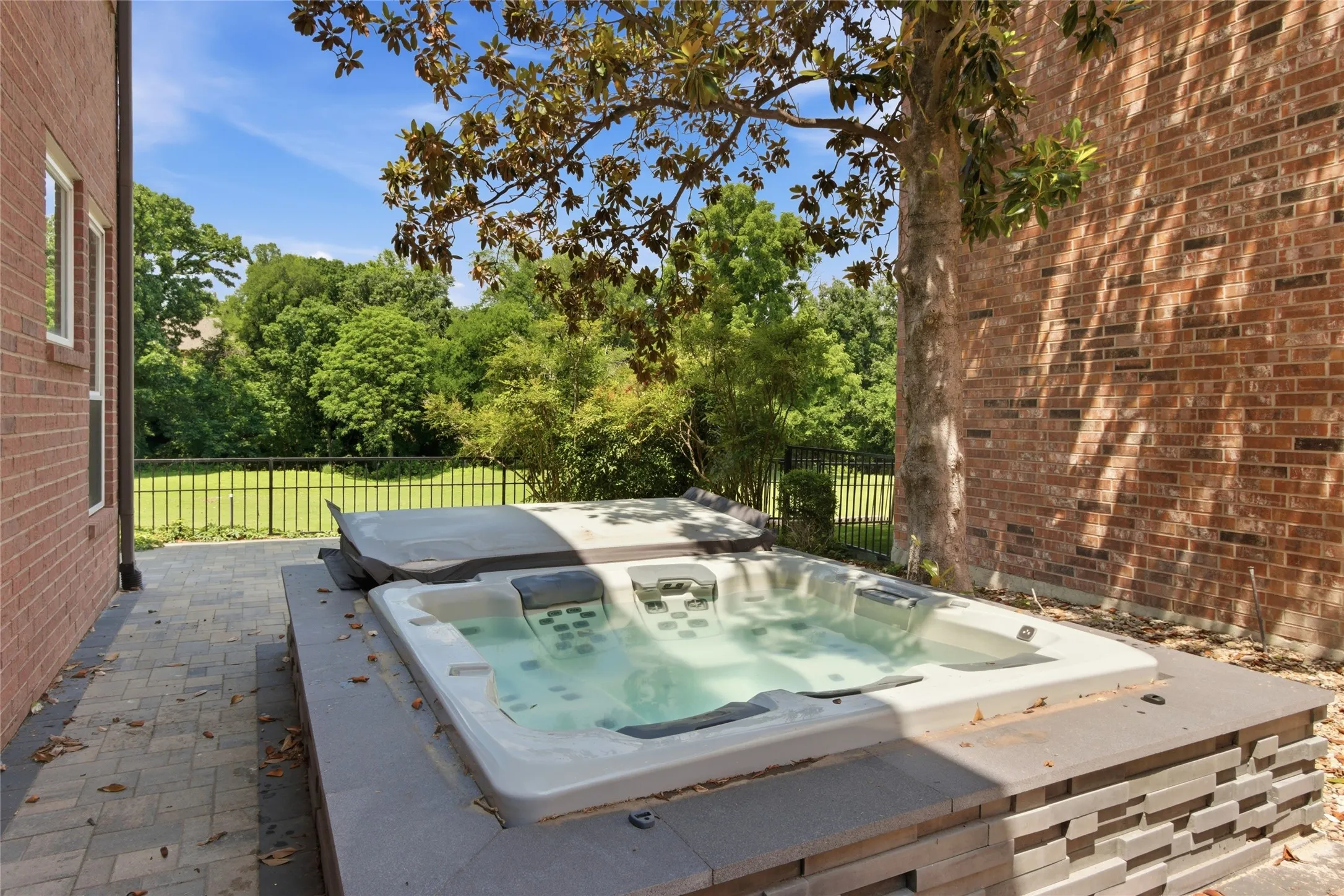 Single Family Residence For Sale in Denton County , 3033 Greenhill Drive, Plano, Texas 75093, 4 Bedroom, 3 Bathroom, 2 Garage spaces, 4,447 Sqft, built in 1994, mls#21279998, Real Estate Agent in Plano, Homes For Sale in Denton county, Homes For Sale in Plano, Realtor in Plano Texas, Real Estate Brokerage Independent Realty Texas, Luminita Cordes Realtor