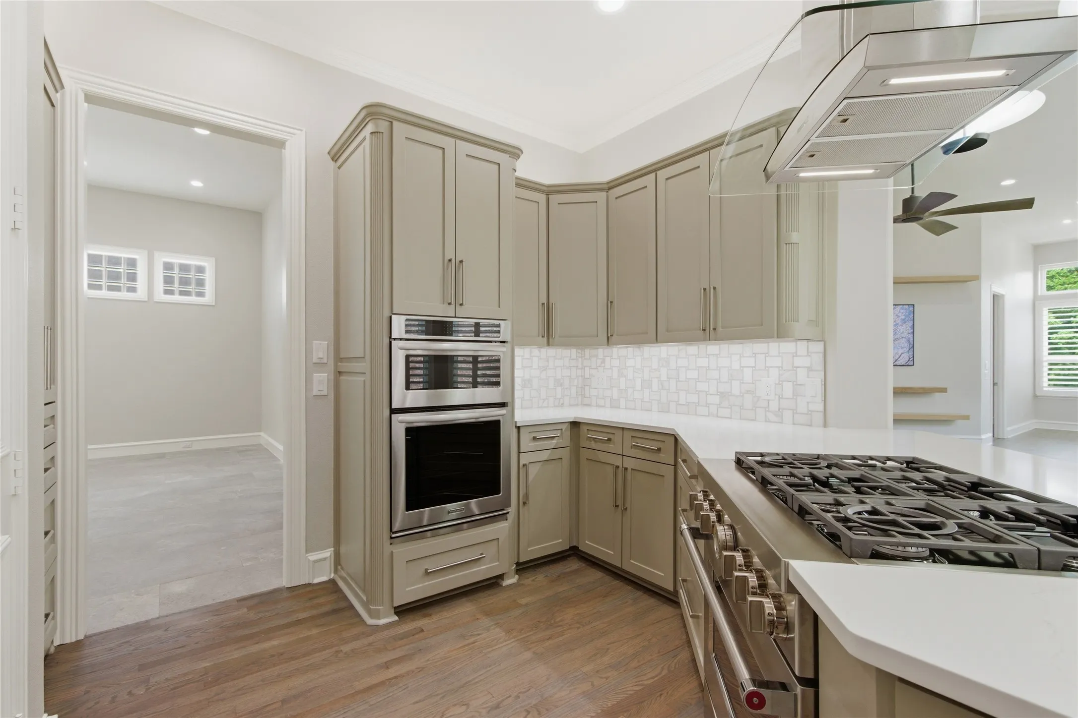 Single Family Residence For Sale in Denton County , 3033 Greenhill Drive, Plano, Texas 75093, 4 Bedroom, 3 Bathroom, 2 Garage spaces, 4,447 Sqft, built in 1994, mls#21279998, Real Estate Agent in Plano, Homes For Sale in Denton county, Homes For Sale in Plano, Realtor in Plano Texas, Real Estate Brokerage Independent Realty Texas, Luminita Cordes Realtor