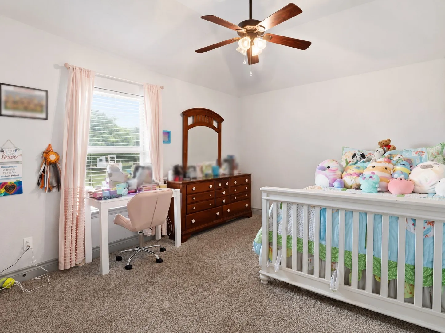 Single Family Residence For Sale in Parker County , 115 Mike Thornton Court, Weatherford, Texas 76088, 3 Bedroom, 3 Bathroom, 3 Garage spaces, 2,307 Sqft, built in 2018, mls#21280018, Real Estate Agent in Weatherford, Homes For Sale in Parker county, Homes For Sale in Weatherford, Realtor in Weatherford Texas, Real Estate Brokerage Independent Realty Texas, Luminita Cordes Realtor