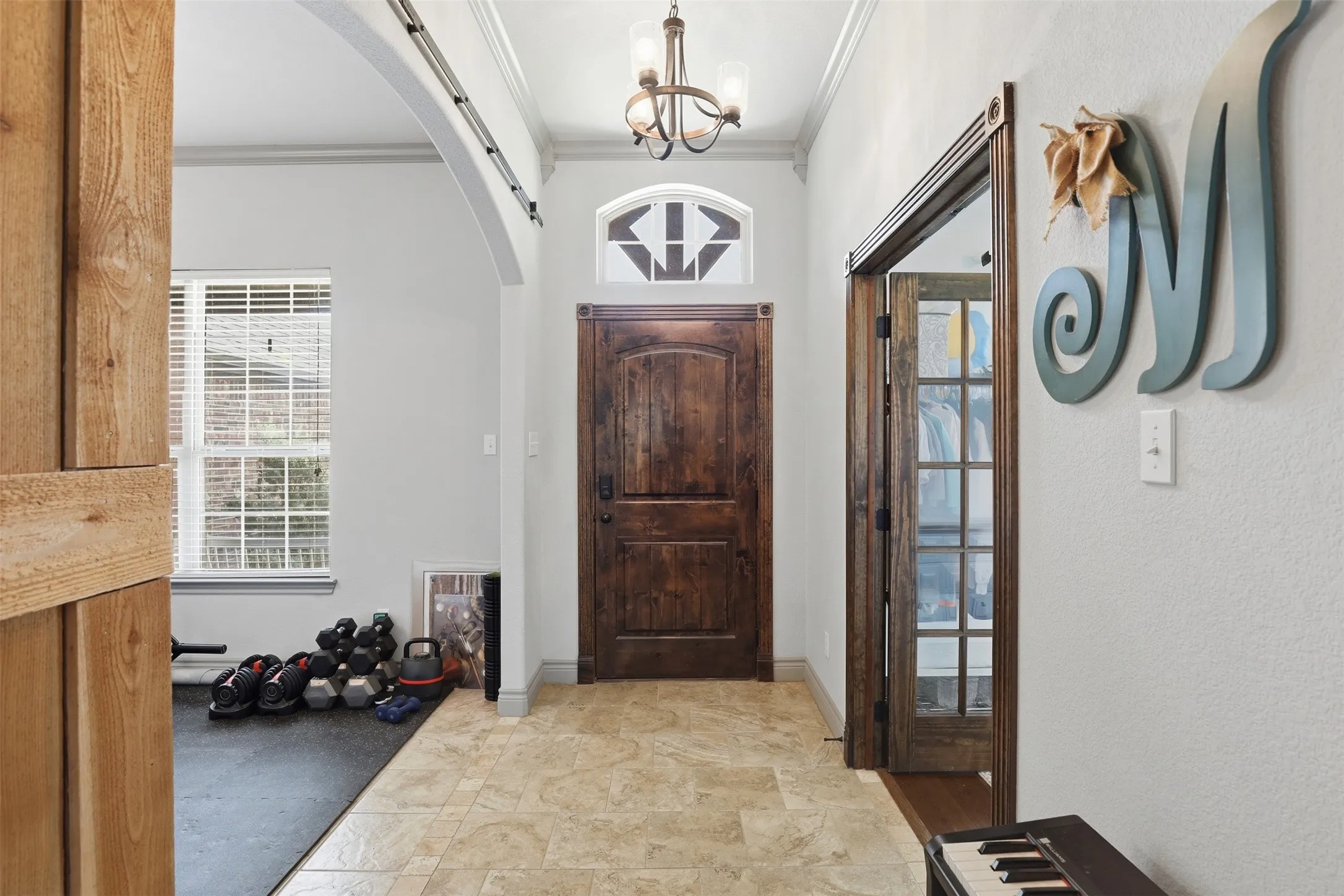 Single Family Residence For Sale in Parker County , 115 Mike Thornton Court, Weatherford, Texas 76088, 3 Bedroom, 3 Bathroom, 3 Garage spaces, 2,307 Sqft, built in 2018, mls#21280018, Real Estate Agent in Weatherford, Homes For Sale in Parker county, Homes For Sale in Weatherford, Realtor in Weatherford Texas, Real Estate Brokerage Independent Realty Texas, Luminita Cordes Realtor