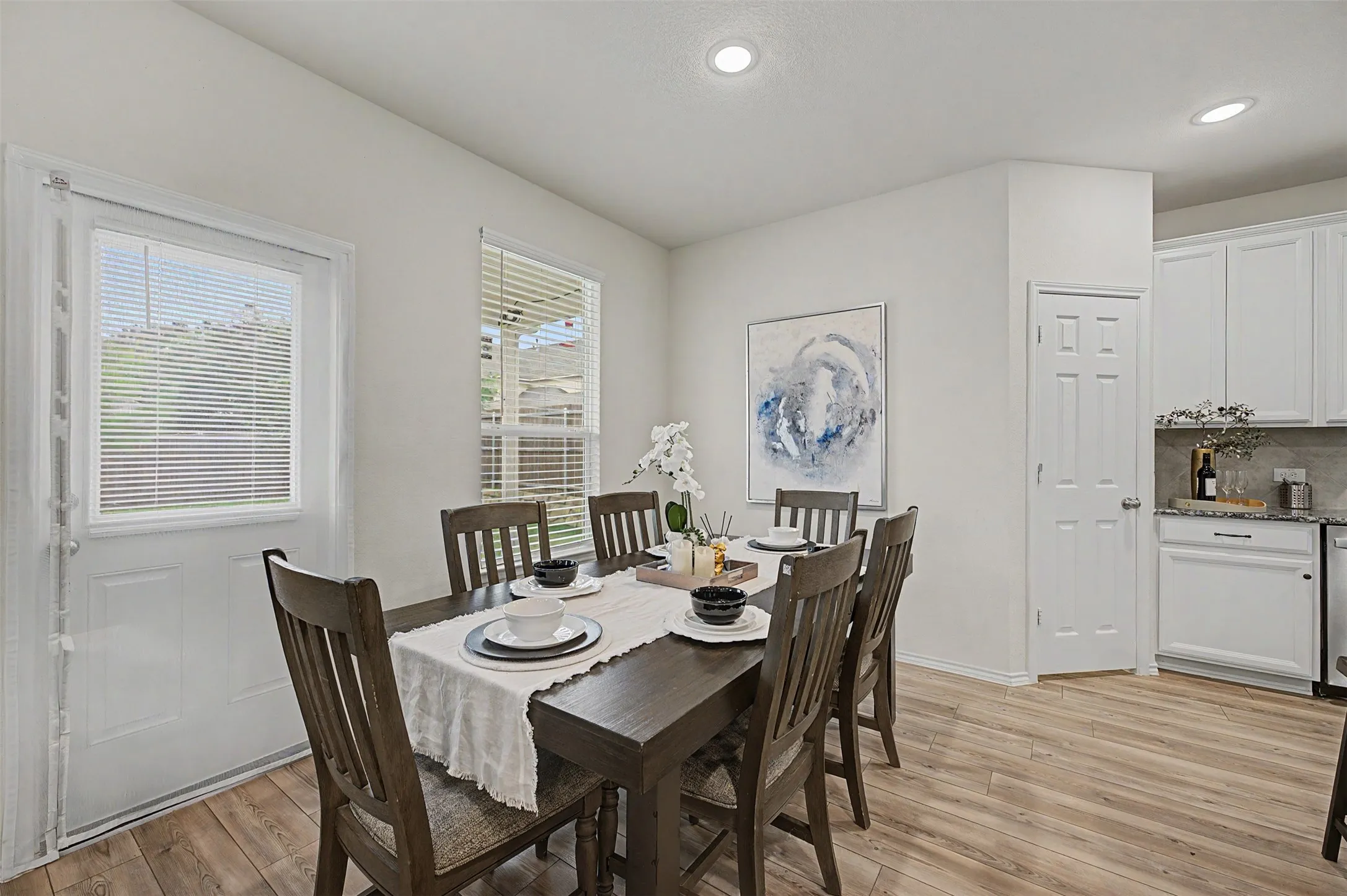 Single Family Residence For Sale in Tarrant County , 8116 Branch Hollow Trail, Fort Worth, Texas 76123, 4 Bedrooms, 3 Bathrooms, 2 Garage spaces, 2,183 Sqft, built in 2021, Price $320,000, mls#21279755, Real Estate Agent in Fort Worth, Homes For Sale in Tarrant county, Homes For Sale in Fort Worth, Realtor in Fort Worth Texas, Real Estate Brokerage Independent Realty Texas, Luminita Cordes Realtor