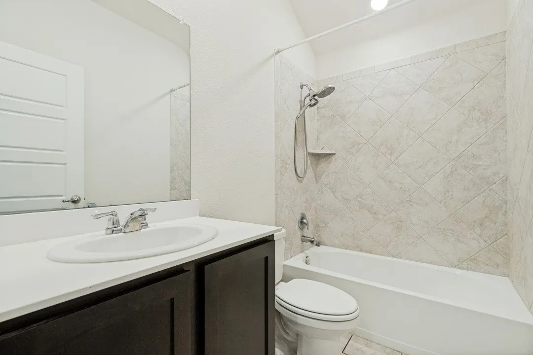 Single Family Residence For Sale in Collin County , 1017 Crepe Myrtle Lane, Anna, Texas 75409, 4 Bedrooms, 3 Bathrooms, 2 Garage spaces, 2,089 Sqft, built in 2020, Price $390,000, mls#21280441, Real Estate Agent in Anna, Homes For Sale in Collin county, Homes For Sale in Anna, Realtor in Anna Texas, Real Estate Brokerage Independent Realty Texas, Luminita Cordes Realtor