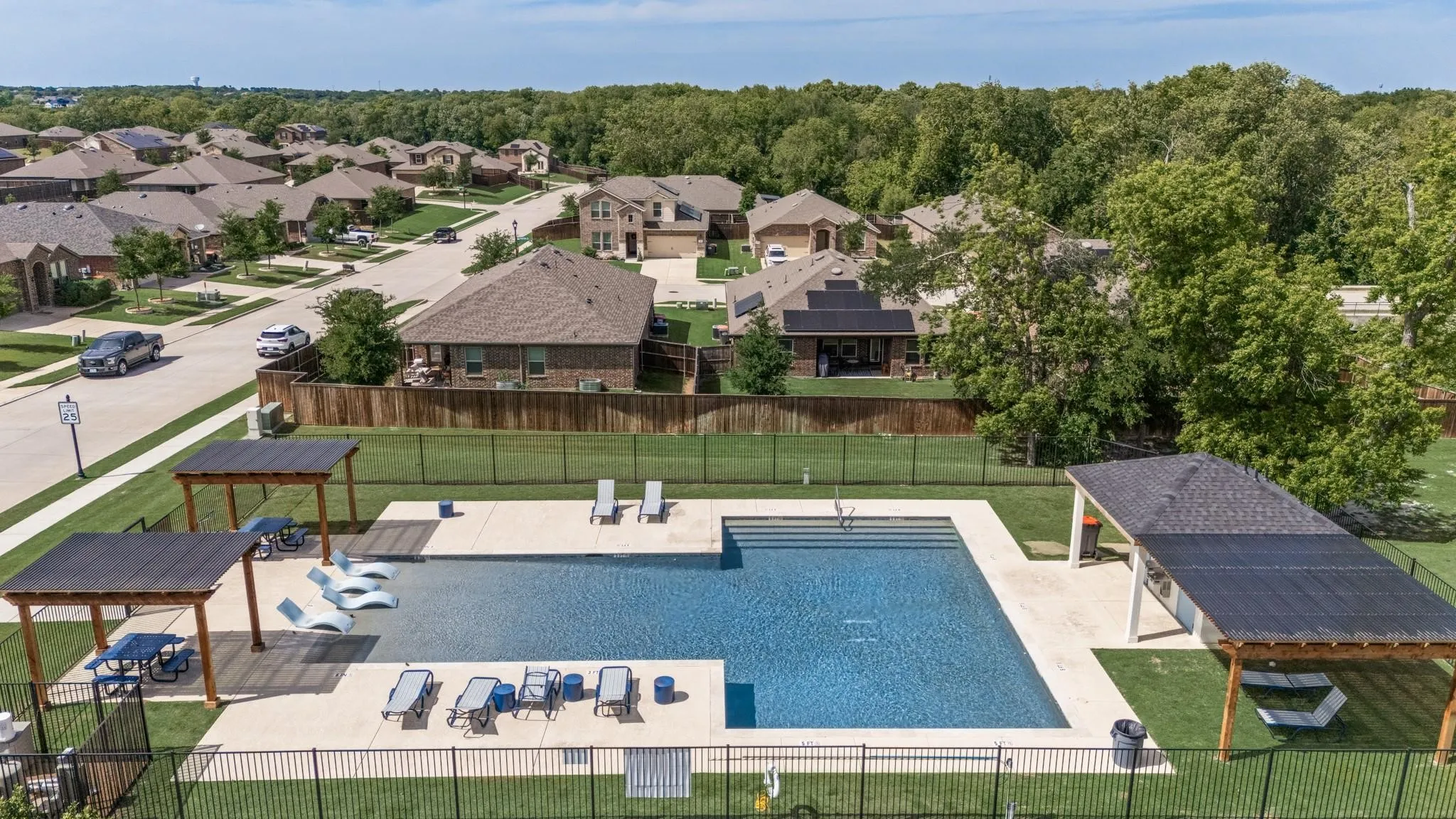 Single Family Residence For Sale in Collin County , 1017 Crepe Myrtle Lane, Anna, Texas 75409, 4 Bedrooms, 3 Bathrooms, 2 Garage spaces, 2,089 Sqft, built in 2020, Price $390,000, mls#21280441, Real Estate Agent in Anna, Homes For Sale in Collin county, Homes For Sale in Anna, Realtor in Anna Texas, Real Estate Brokerage Independent Realty Texas, Luminita Cordes Realtor