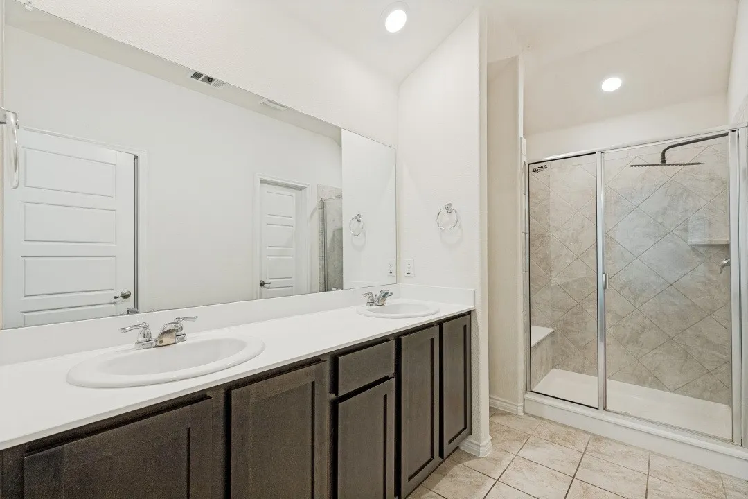 Single Family Residence For Sale in Collin County , 1017 Crepe Myrtle Lane, Anna, Texas 75409, 4 Bedrooms, 3 Bathrooms, 2 Garage spaces, 2,089 Sqft, built in 2020, Price $390,000, mls#21280441, Real Estate Agent in Anna, Homes For Sale in Collin county, Homes For Sale in Anna, Realtor in Anna Texas, Real Estate Brokerage Independent Realty Texas, Luminita Cordes Realtor