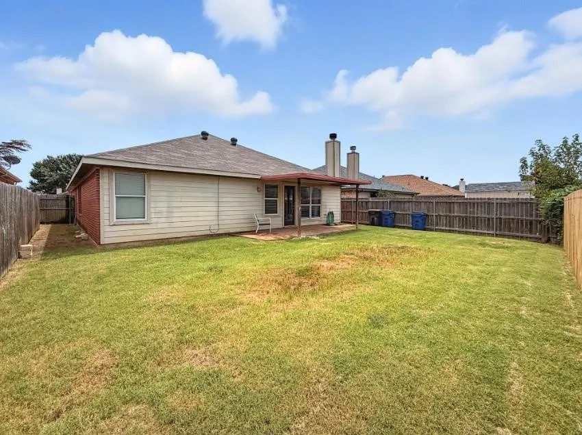 Single Family Residence For Rent in Hood County , 4720 Topaz Lane, Granbury, Texas 76049, 4 Bedrooms, 2 Bathrooms, 2 Garage spaces, 1,903 Sqft, built in 2005, Price $2,400, mls#21254857, Real Estate Agent in Granbury, Homes For Rent in Hood county, Homes For Rent in Granbury, Realtor in Granbury Texas, Real Estate Brokerage Independent Realty Texas, Luminita Cordes Realtor