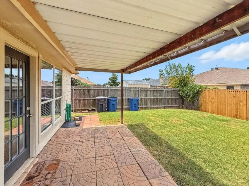 Single Family Residence For Rent in Hood County , 4720 Topaz Lane, Granbury, Texas 76049, 4 Bedrooms, 2 Bathrooms, 2 Garage spaces, 1,903 Sqft, built in 2005, Price $2,400, mls#21254857, Real Estate Agent in Granbury, Homes For Rent in Hood county, Homes For Rent in Granbury, Realtor in Granbury Texas, Real Estate Brokerage Independent Realty Texas, Luminita Cordes Realtor