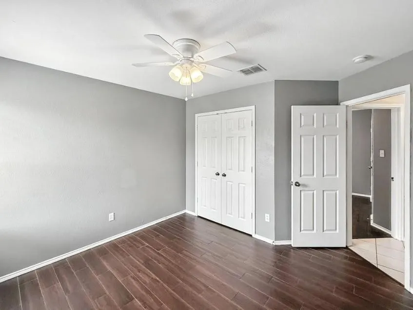 Single Family Residence For Rent in Hood County , 4720 Topaz Lane, Granbury, Texas 76049, 4 Bedrooms, 2 Bathrooms, 2 Garage spaces, 1,903 Sqft, built in 2005, Price $2,400, mls#21254857, Real Estate Agent in Granbury, Homes For Rent in Hood county, Homes For Rent in Granbury, Realtor in Granbury Texas, Real Estate Brokerage Independent Realty Texas, Luminita Cordes Realtor
