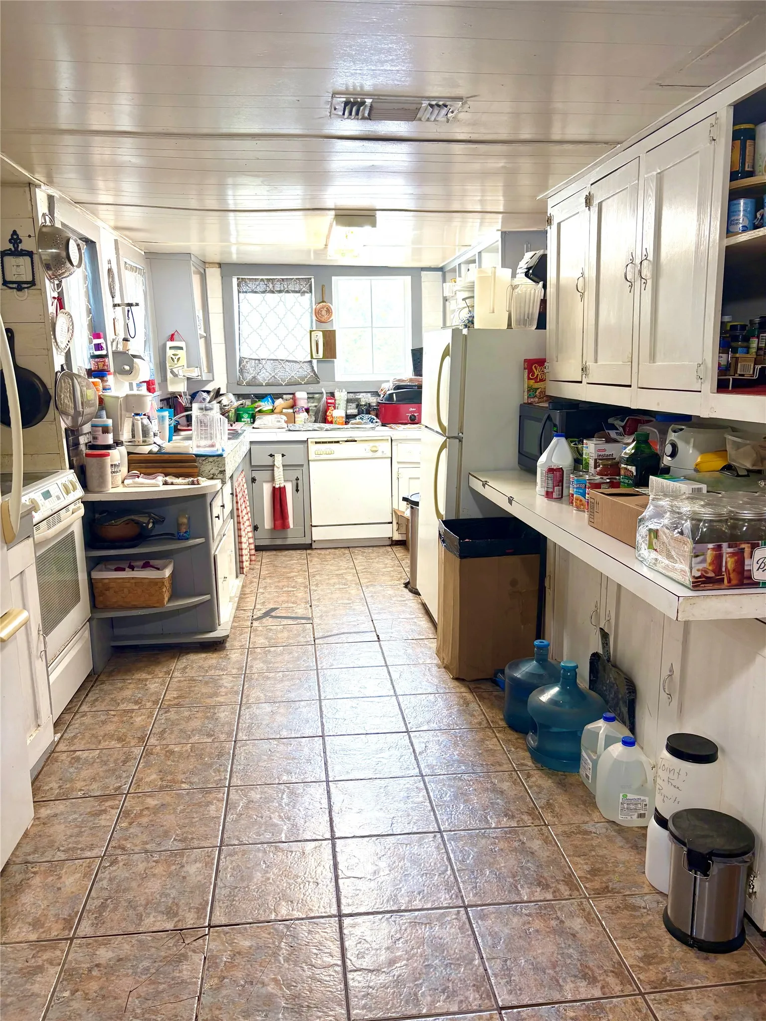 Single Family Residence For Sale in Camp County , 1078 Fm 1519 N, Leesburg, Texas 75451, 3 Bedrooms, 2 Bathrooms, Garage spaces, 1,668 Sqft, built in 1938, Price $129,000, mls#21280450, Real Estate Agent in Leesburg, Homes For Sale in Camp county, Homes For Sale in Leesburg, Realtor in Leesburg Texas, Real Estate Brokerage Independent Realty Texas, Luminita Cordes Realtor