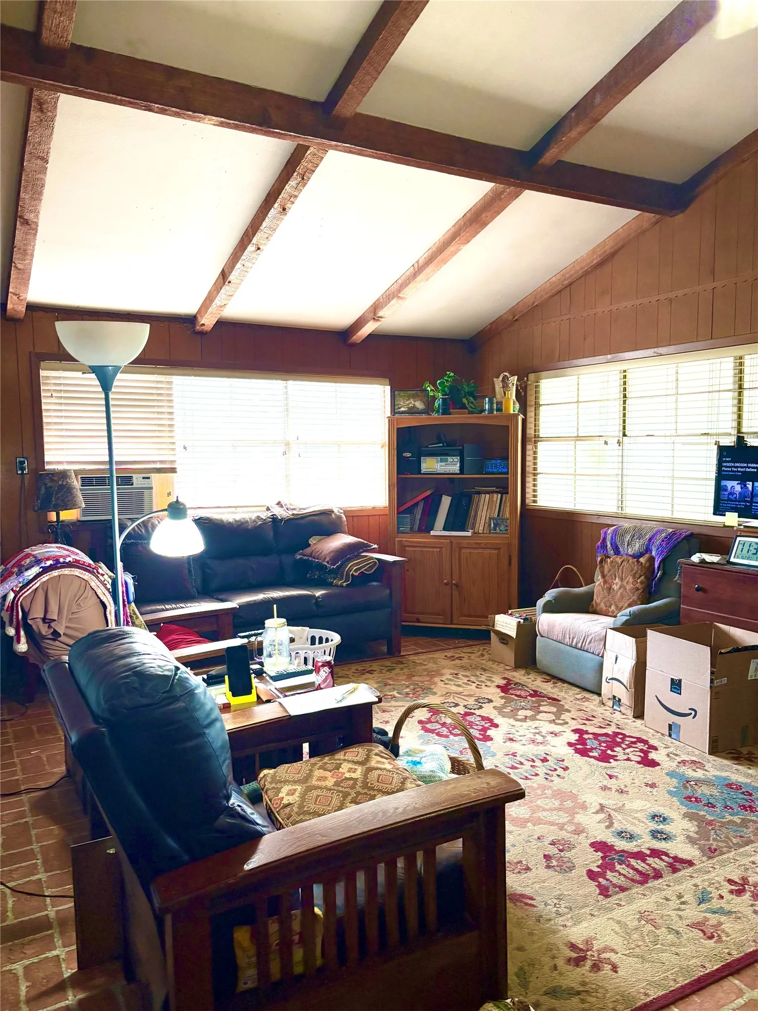 Single Family Residence For Sale in Camp County , 1078 Fm 1519 N, Leesburg, Texas 75451, 3 Bedrooms, 2 Bathrooms, Garage spaces, 1,668 Sqft, built in 1938, Price $129,000, mls#21280450, Real Estate Agent in Leesburg, Homes For Sale in Camp county, Homes For Sale in Leesburg, Realtor in Leesburg Texas, Real Estate Brokerage Independent Realty Texas, Luminita Cordes Realtor