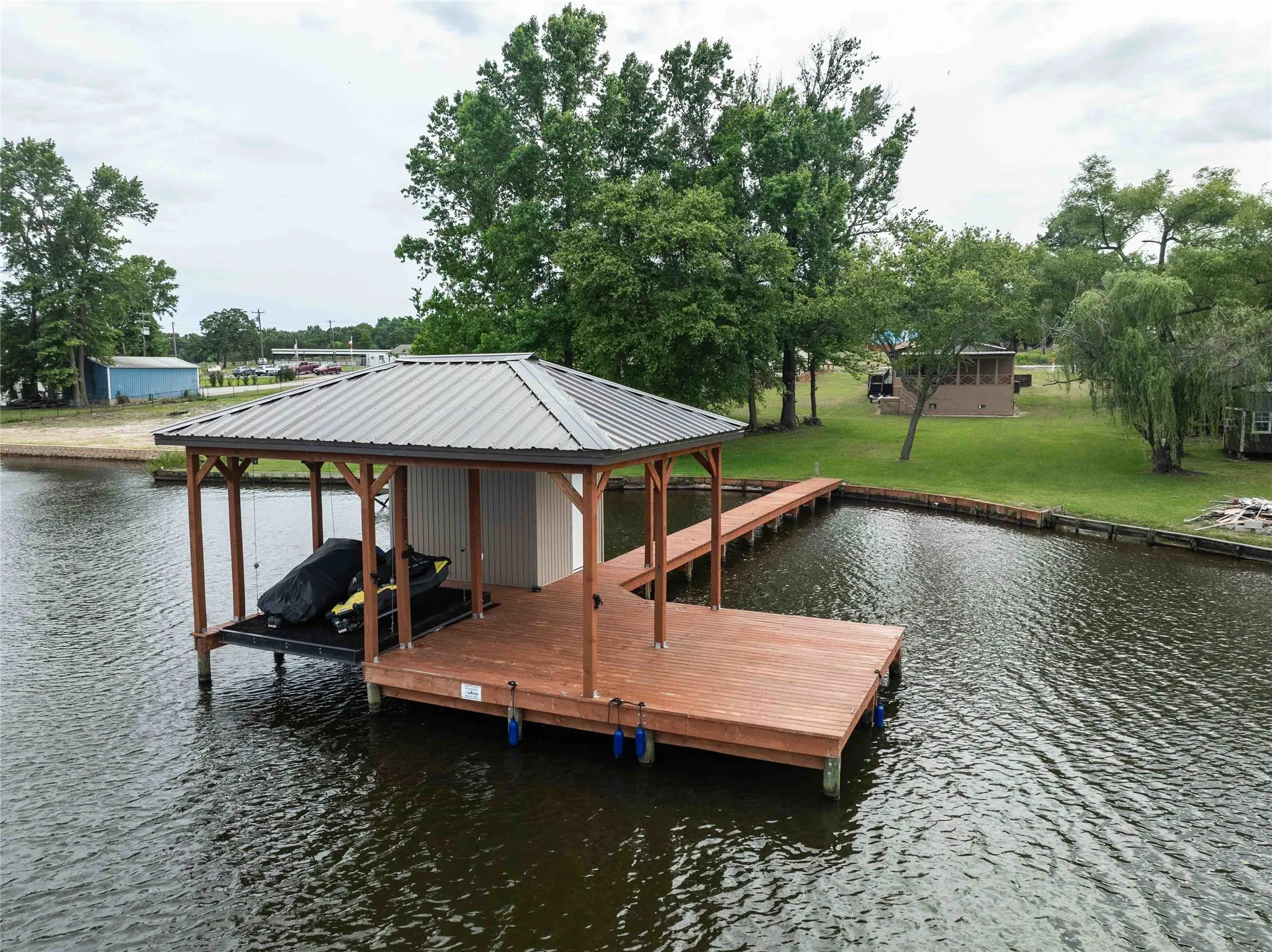 16x32 dock plus 9x11 storage and jet ski lift