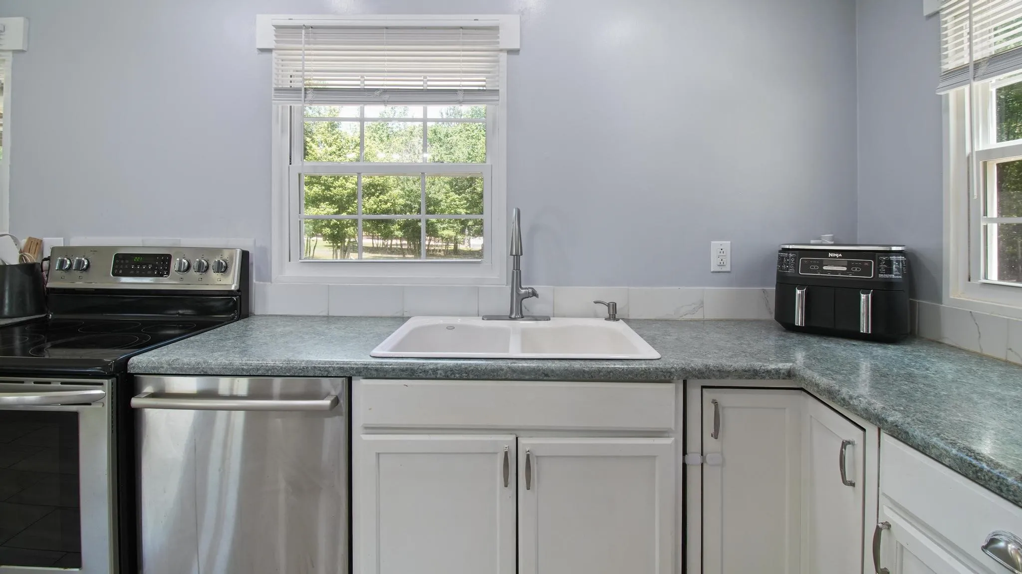Single Family Residence For Sale in Wood County , 2792 Fm 49, Mineola, Texas 75773, 2 Bedroom, 1 Bathroom, 2 Garage spaces, 1,080 Sqft, built in 2015, mls#21280501, Real Estate Agent in Mineola, Homes For Sale in Wood county, Homes For Sale in Mineola, Realtor in Mineola Texas, Real Estate Brokerage Independent Realty Texas, Luminita Cordes Realtor