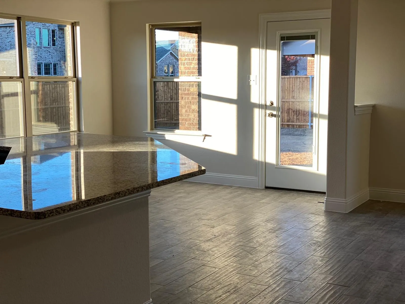 Single Family Residence For Sale in Collin County , 1301 Surrey Street, Melissa, Texas 75454, 3 Bedroom, 2 Bathroom, 2 Garage spaces, 1,722 Sqft, built in 2020, mls#21280431, Real Estate Agent in Melissa, Homes For Sale in Collin county, Homes For Sale in Melissa, Realtor in Melissa Texas, Real Estate Brokerage Independent Realty Texas, Luminita Cordes Realtor