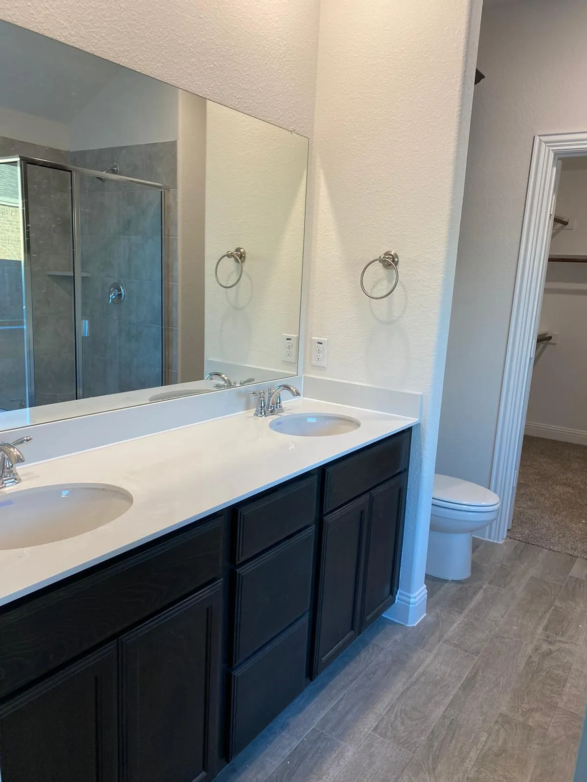 Single Family Residence For Sale in Collin County , 1301 Surrey Street, Melissa, Texas 75454, 3 Bedroom, 2 Bathroom, 2 Garage spaces, 1,722 Sqft, built in 2020, mls#21280431, Real Estate Agent in Melissa, Homes For Sale in Collin county, Homes For Sale in Melissa, Realtor in Melissa Texas, Real Estate Brokerage Independent Realty Texas, Luminita Cordes Realtor