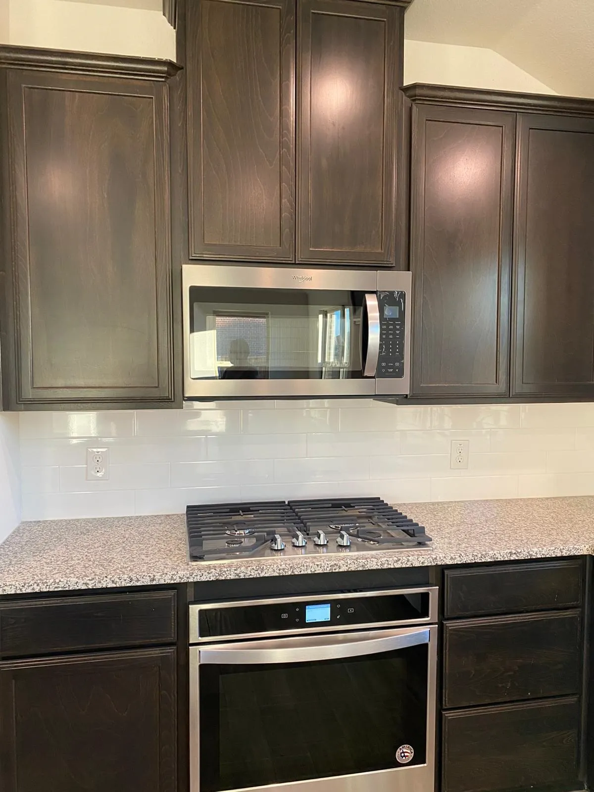 Single Family Residence For Sale in Collin County , 1301 Surrey Street, Melissa, Texas 75454, 3 Bedroom, 2 Bathroom, 2 Garage spaces, 1,722 Sqft, built in 2020, mls#21280431, Real Estate Agent in Melissa, Homes For Sale in Collin county, Homes For Sale in Melissa, Realtor in Melissa Texas, Real Estate Brokerage Independent Realty Texas, Luminita Cordes Realtor