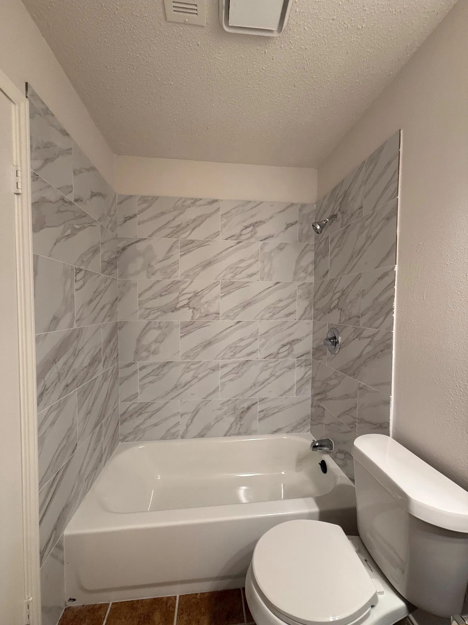 Single Family Residence For Sale in Dallas County , 1815 Lombard Street, Garland, Texas 75043, 3 Bedroom, 2 Bathroom, 2 Garage spaces, 1,234 Sqft, built in 1992, mls#21280520, Real Estate Agent in Garland, Homes For Sale in Dallas county, Homes For Sale in Garland, Realtor in Garland Texas, Real Estate Brokerage Independent Realty Texas, Luminita Cordes Realtor
