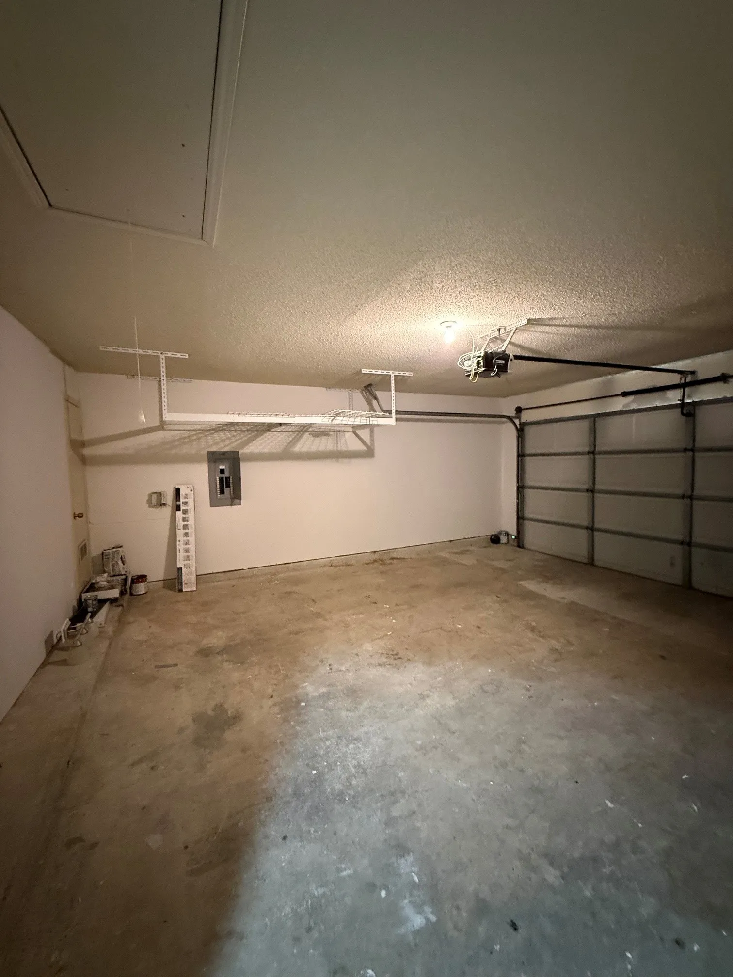 Single Family Residence For Sale in Dallas County , 1815 Lombard Street, Garland, Texas 75043, 3 Bedroom, 2 Bathroom, 2 Garage spaces, 1,234 Sqft, built in 1992, mls#21280520, Real Estate Agent in Garland, Homes For Sale in Dallas county, Homes For Sale in Garland, Realtor in Garland Texas, Real Estate Brokerage Independent Realty Texas, Luminita Cordes Realtor